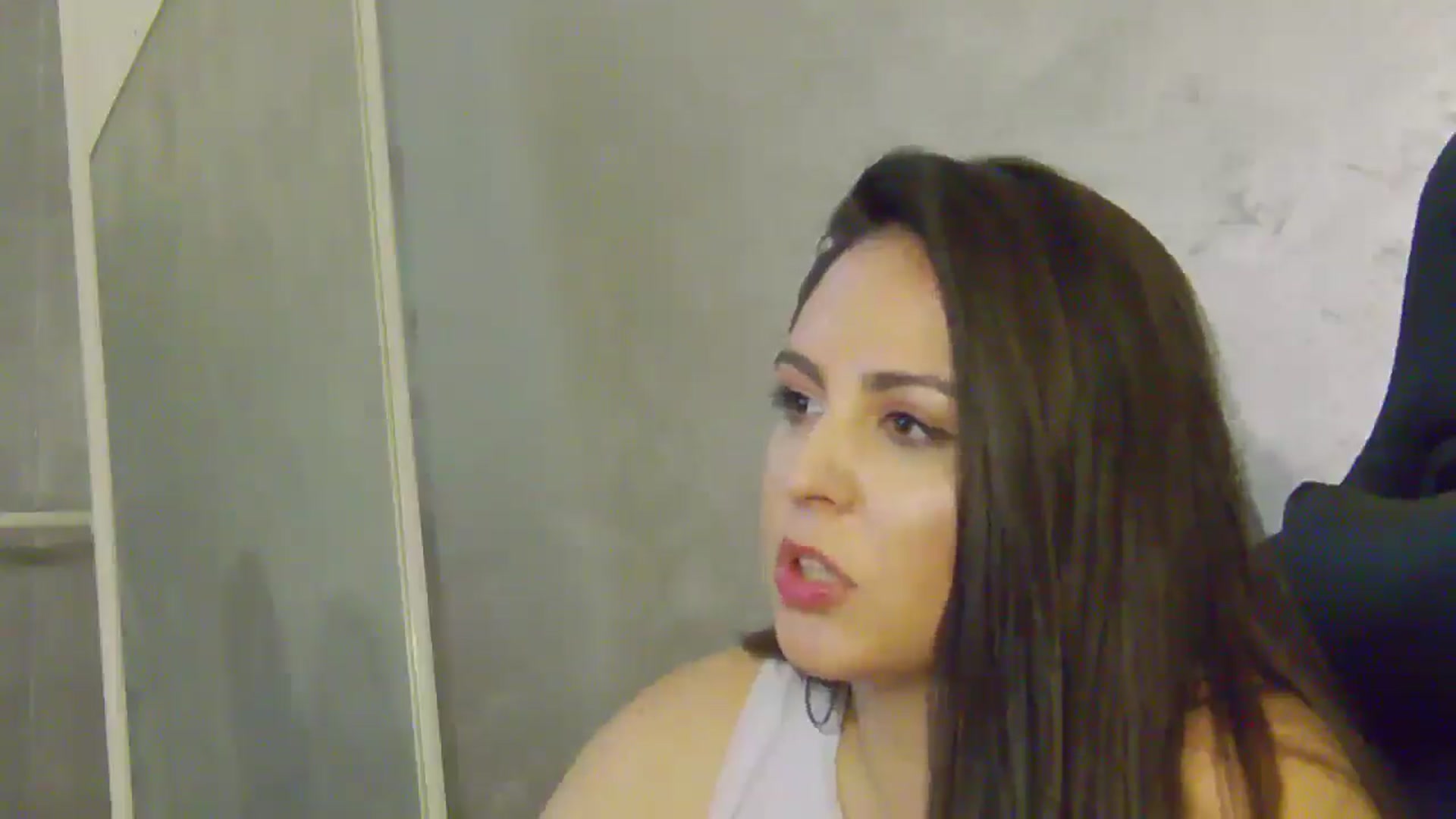 Gallery image thumbnail from NotVanilla's myfreecams stream on, 06/27/2025, 01:19 image 2 of 20