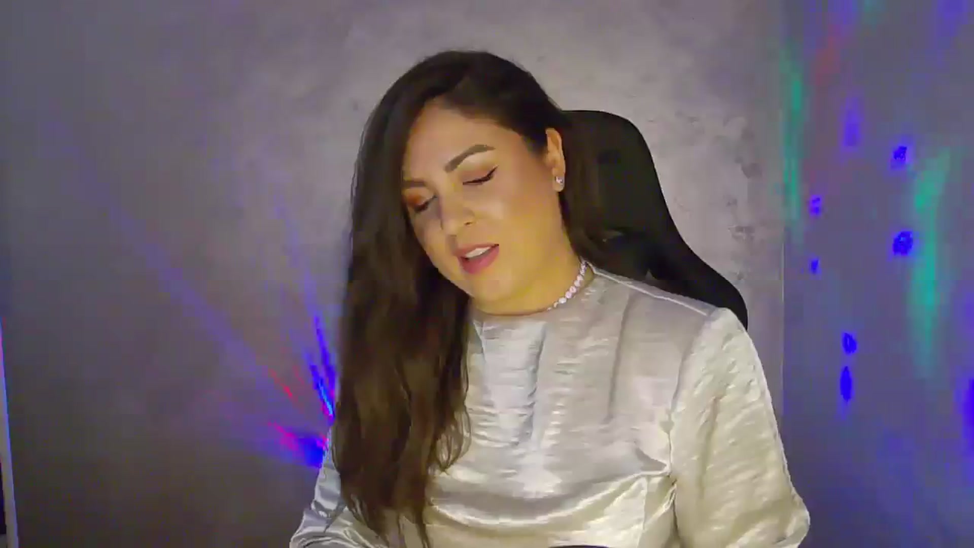 Gallery image thumbnail from NotVanilla's myfreecams stream on, 06/30/2025, 21:04 image 7 of 20