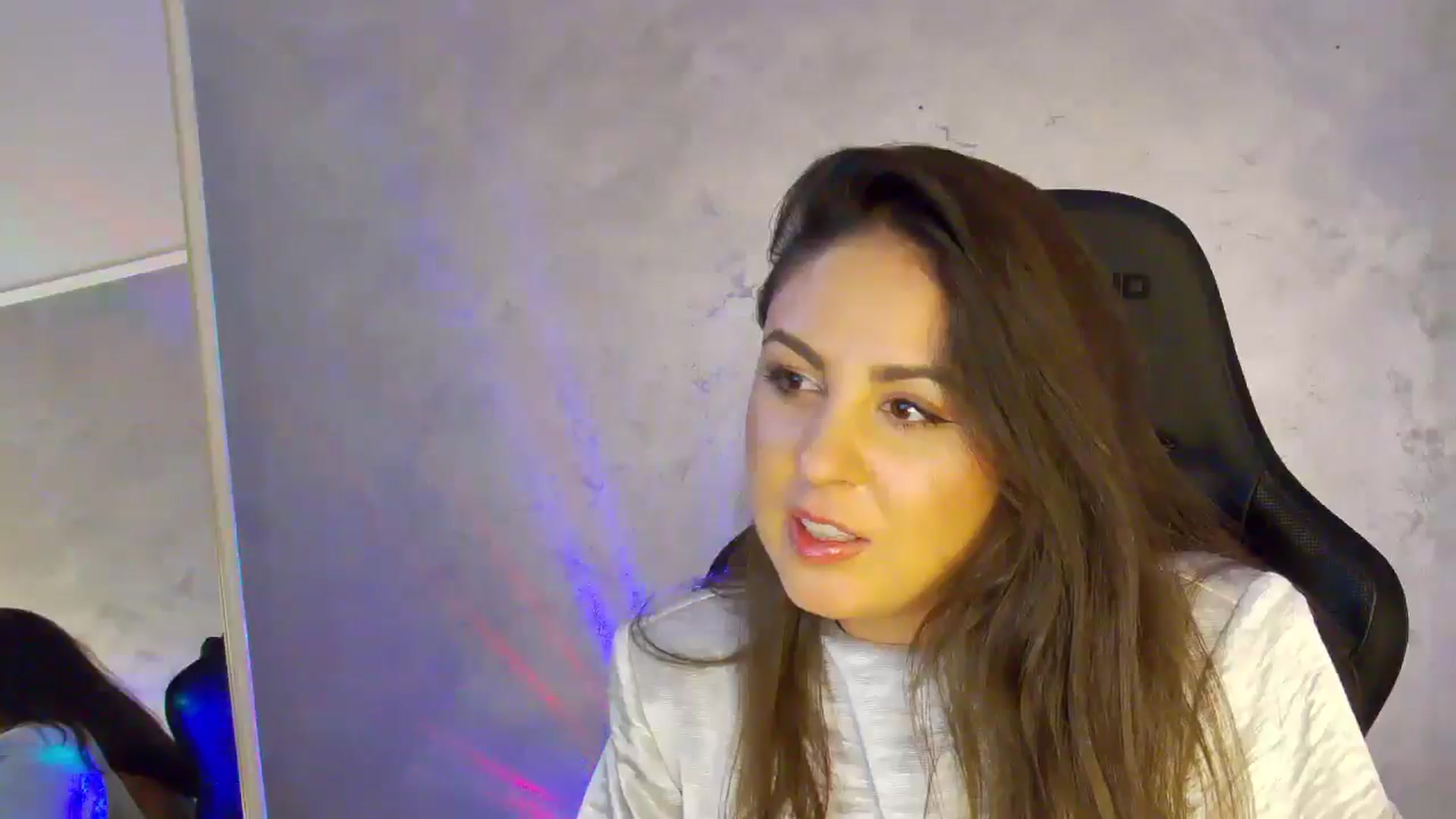 Gallery image thumbnail from NotVanilla's myfreecams stream on, 07/01/2025, 02:10 image 12 of 20