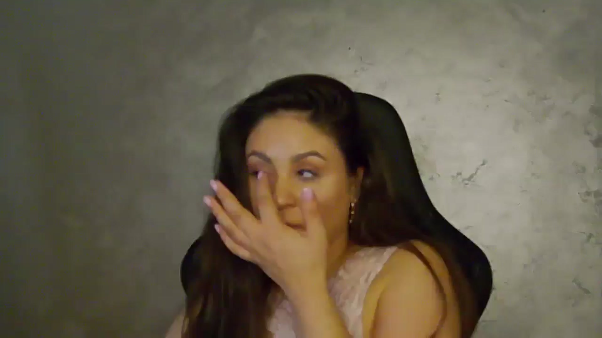 Gallery image thumbnail from NotVanilla's myfreecams stream on, 07/01/2025, 23:46 image 20 of 20