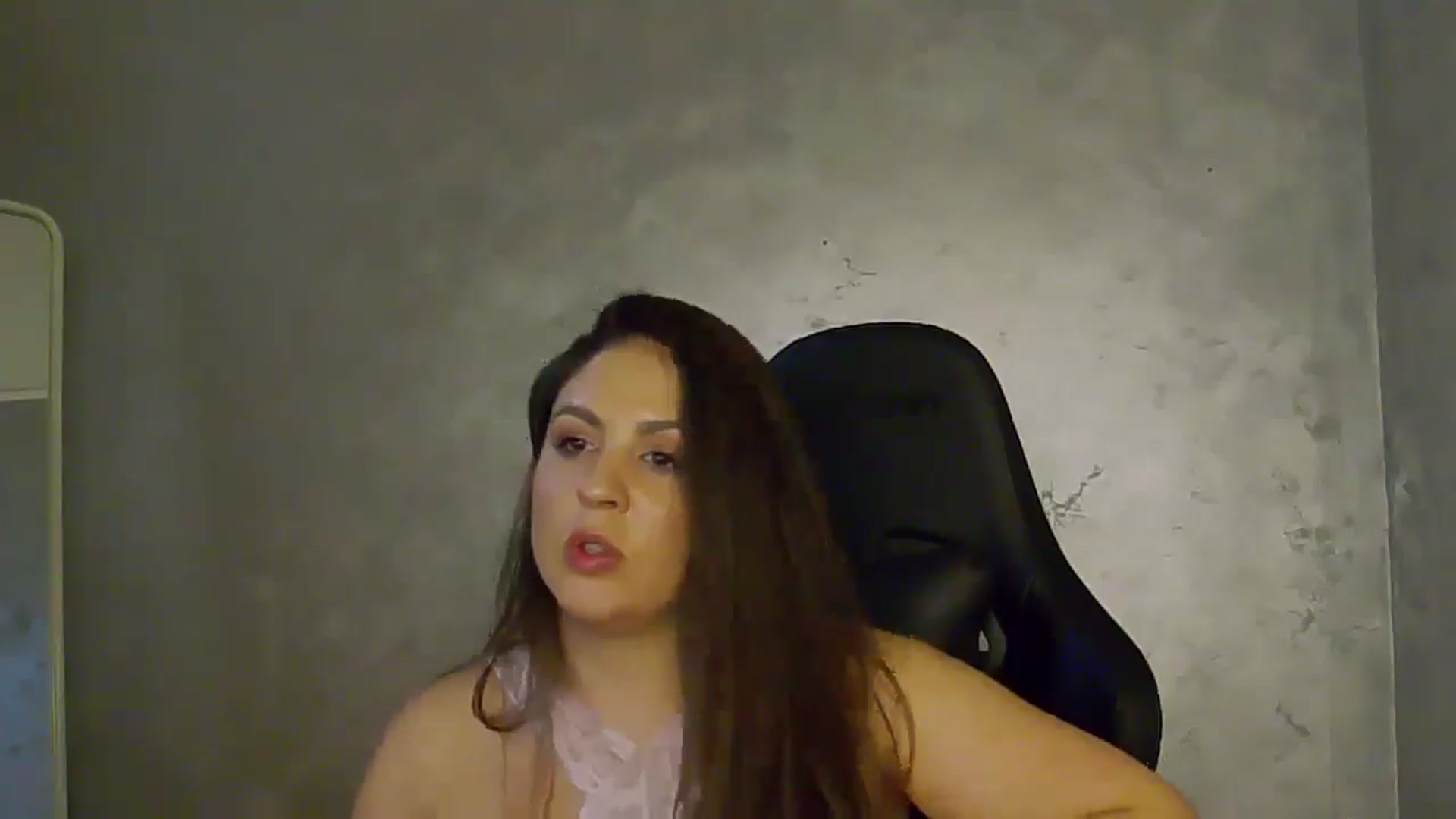 Gallery image thumbnail from NotVanilla's myfreecams stream on, 07/01/2025, 23:46 image 5 of 20