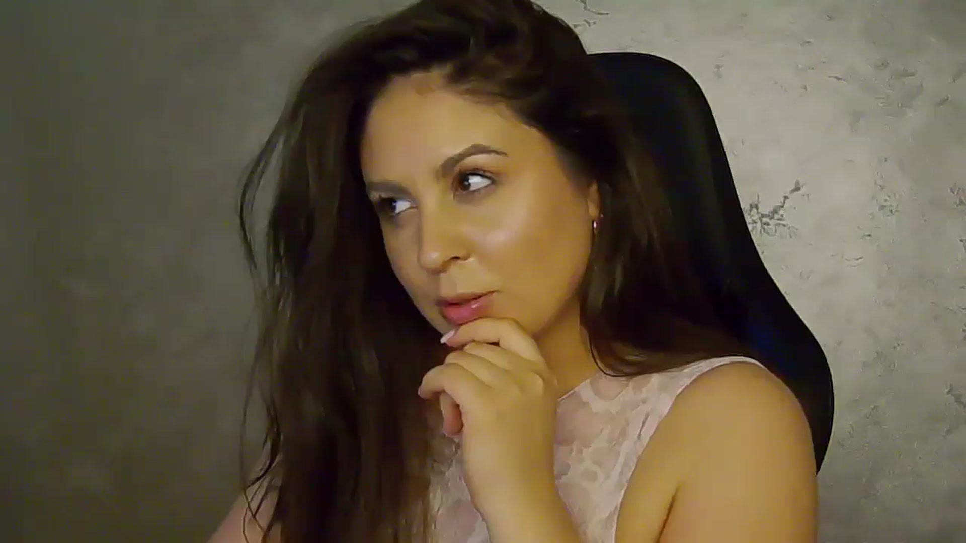 Gallery image thumbnail from NotVanilla's myfreecams stream on, 07/01/2025, 23:46 image 8 of 20
