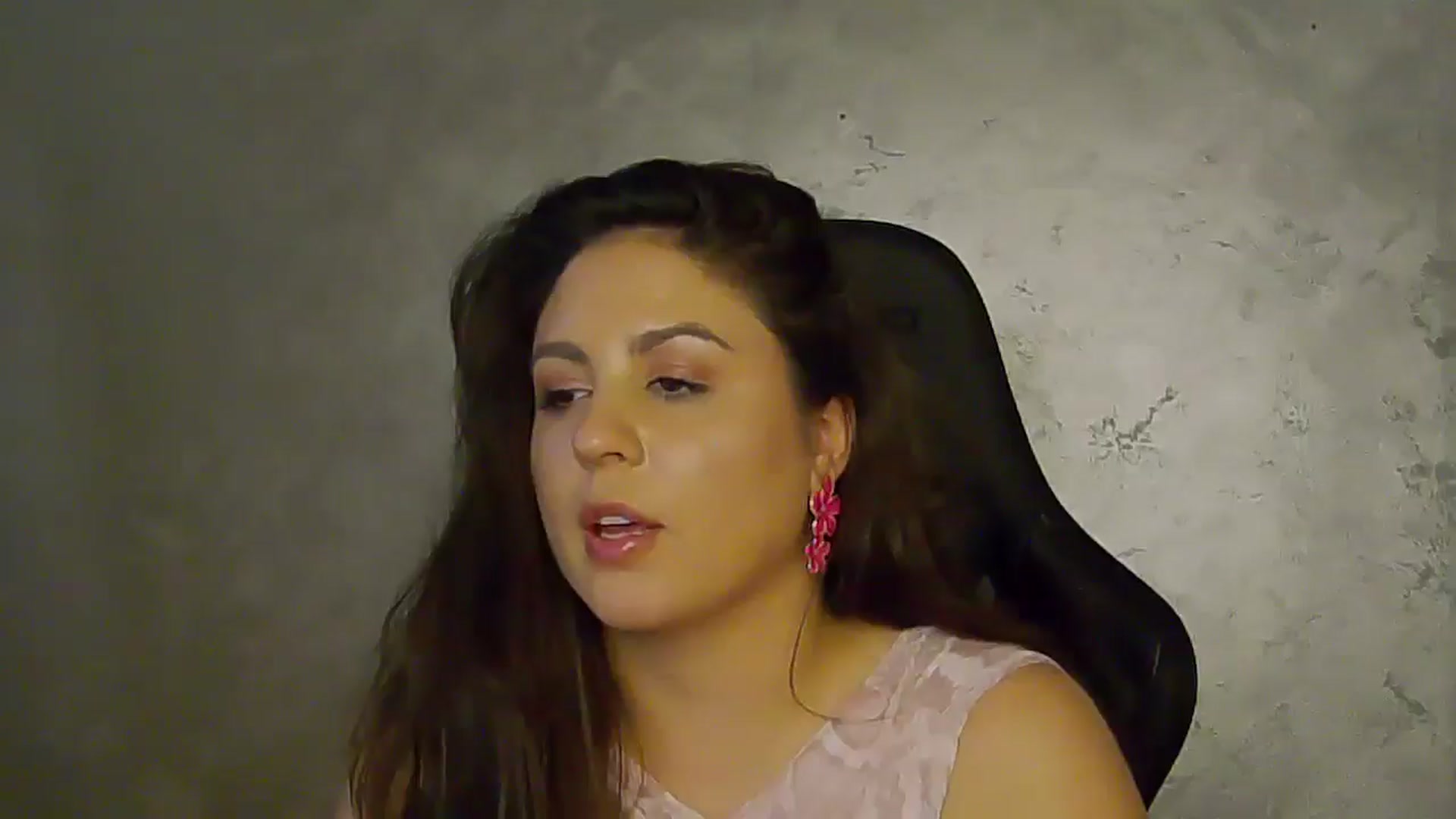 Gallery image thumbnail from NotVanilla's myfreecams stream on, 07/01/2025, 23:46 image 18 of 20
