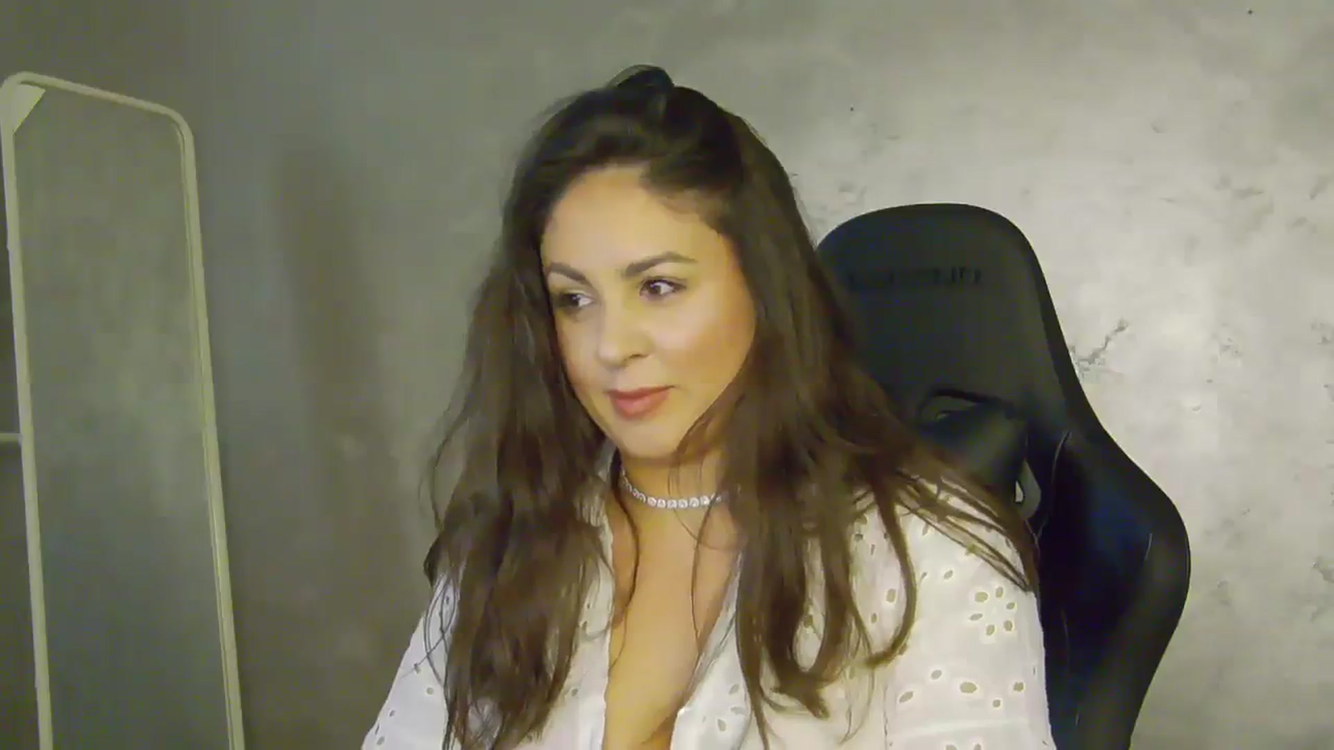 Gallery image thumbnail from NotVanilla's myfreecams stream on, 07/04/2025, 22:13 image 20 of 20