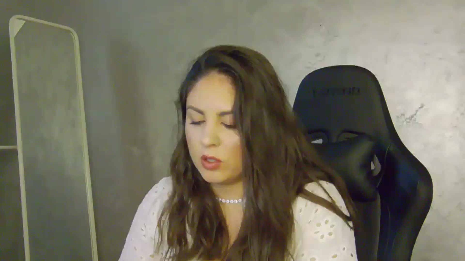 Gallery image thumbnail from NotVanilla's myfreecams stream on, 07/04/2025, 22:13 image 2 of 20