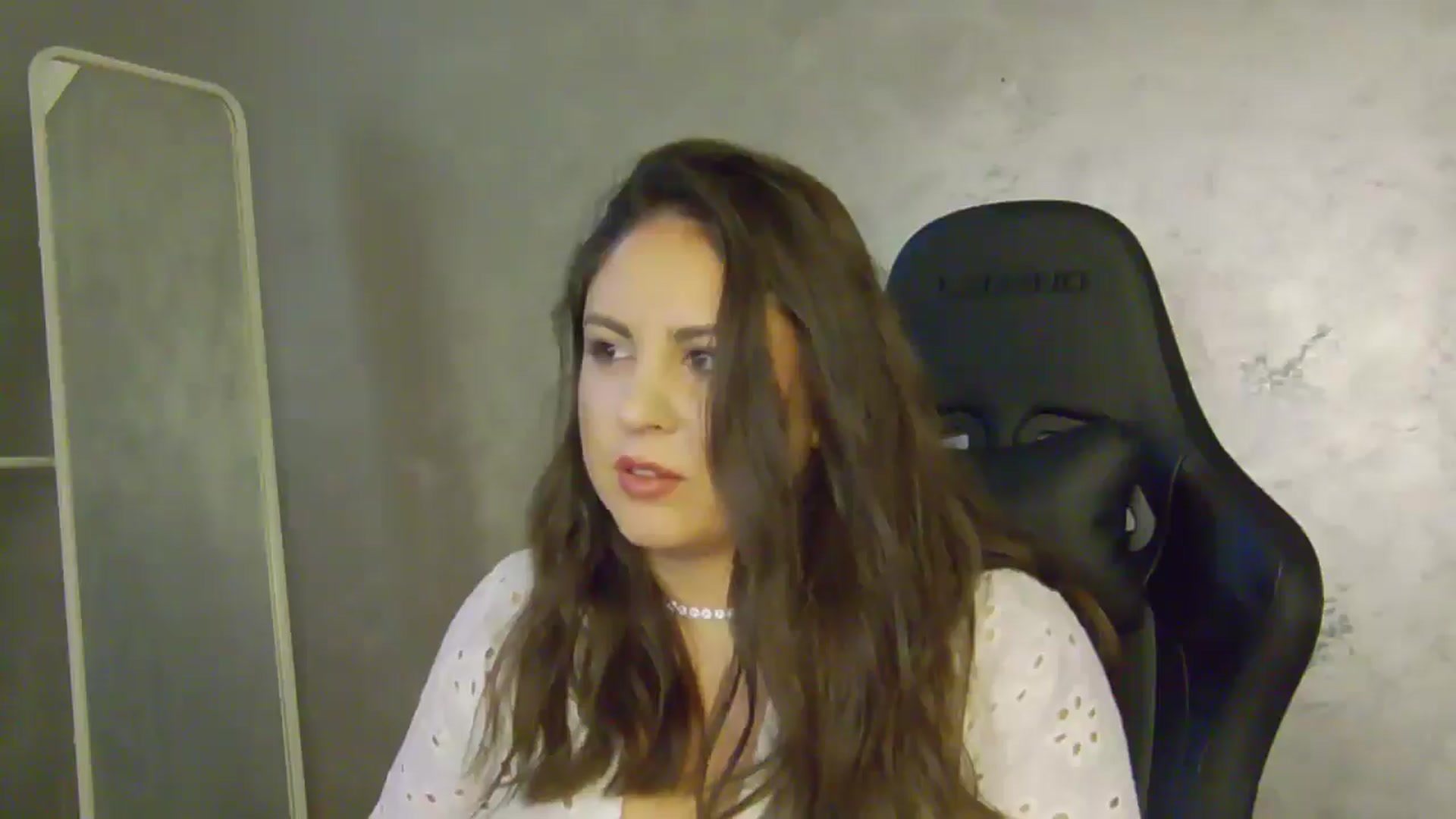 Gallery image thumbnail from NotVanilla's myfreecams stream on, 07/04/2025, 22:13 image 3 of 20
