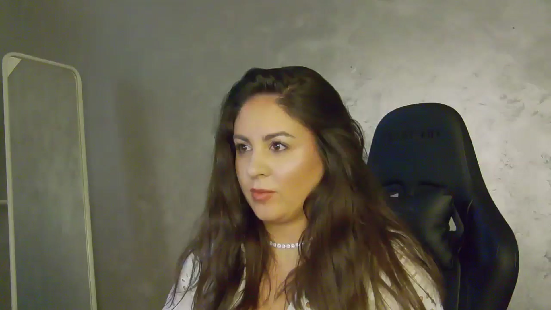 Gallery image thumbnail from NotVanilla's myfreecams stream on, 07/04/2025, 22:13 image 17 of 20