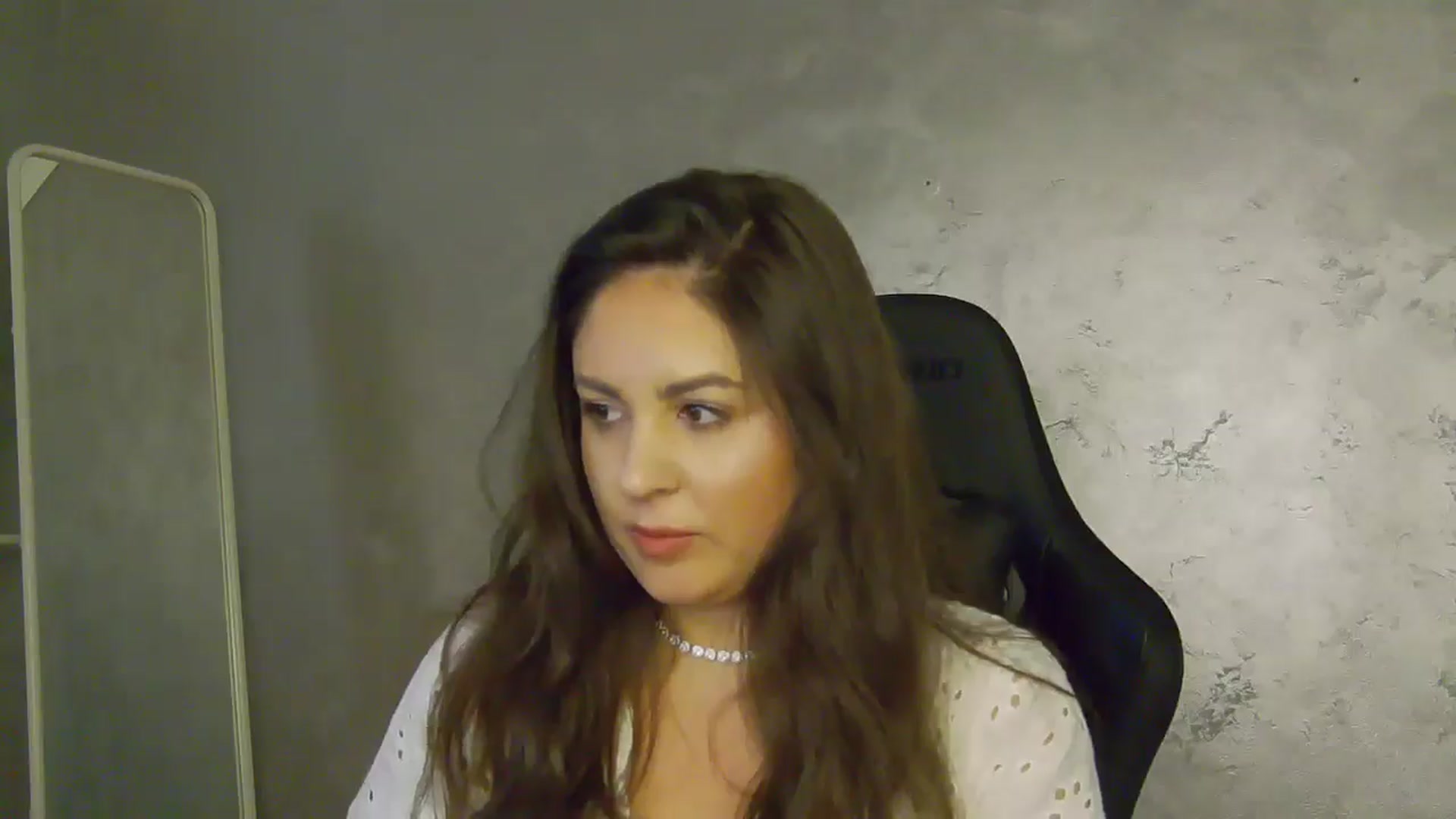 Gallery image thumbnail from NotVanilla's myfreecams stream on, 07/04/2025, 23:01 image 19 of 20
