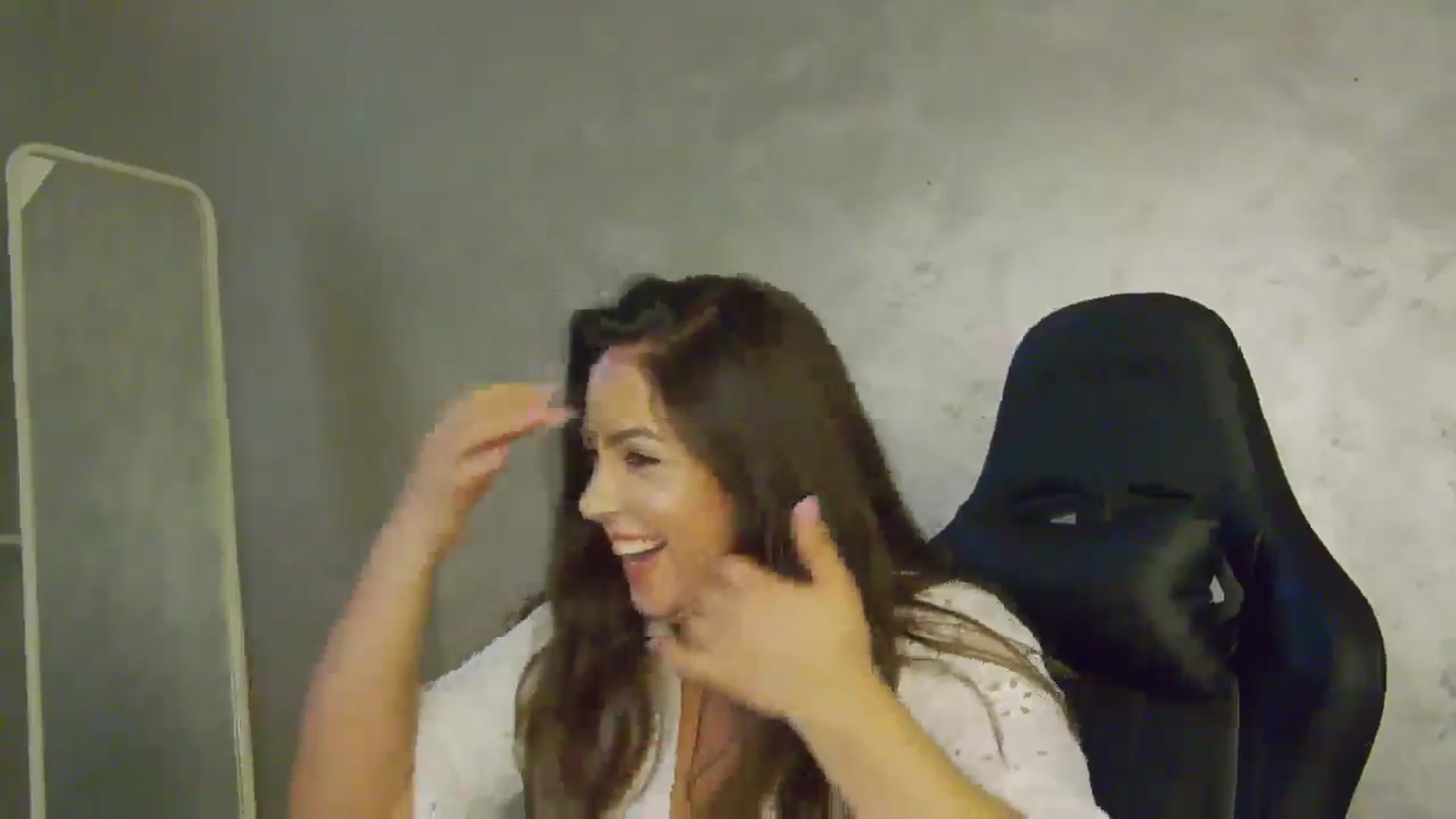 Gallery image thumbnail from NotVanilla's myfreecams stream on, 07/04/2025, 23:01 image 13 of 20