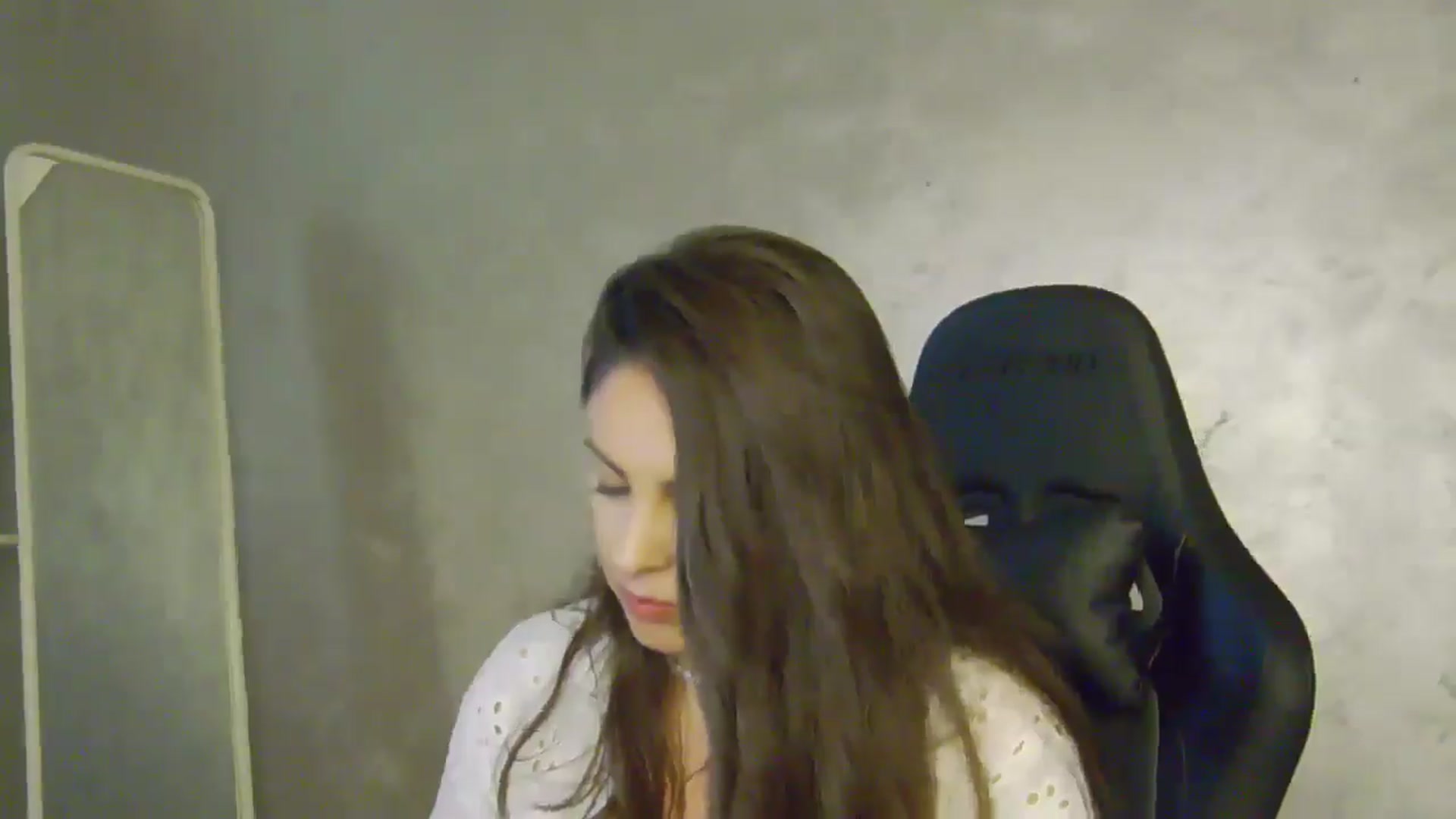 Gallery image thumbnail from NotVanilla's myfreecams stream on, 07/04/2025, 23:01 image 7 of 20