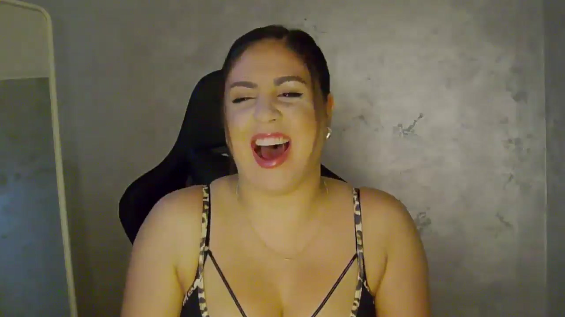 Gallery image thumbnail from NotVanilla's myfreecams stream on, 07/07/2025, 01:56 image 5 of 20