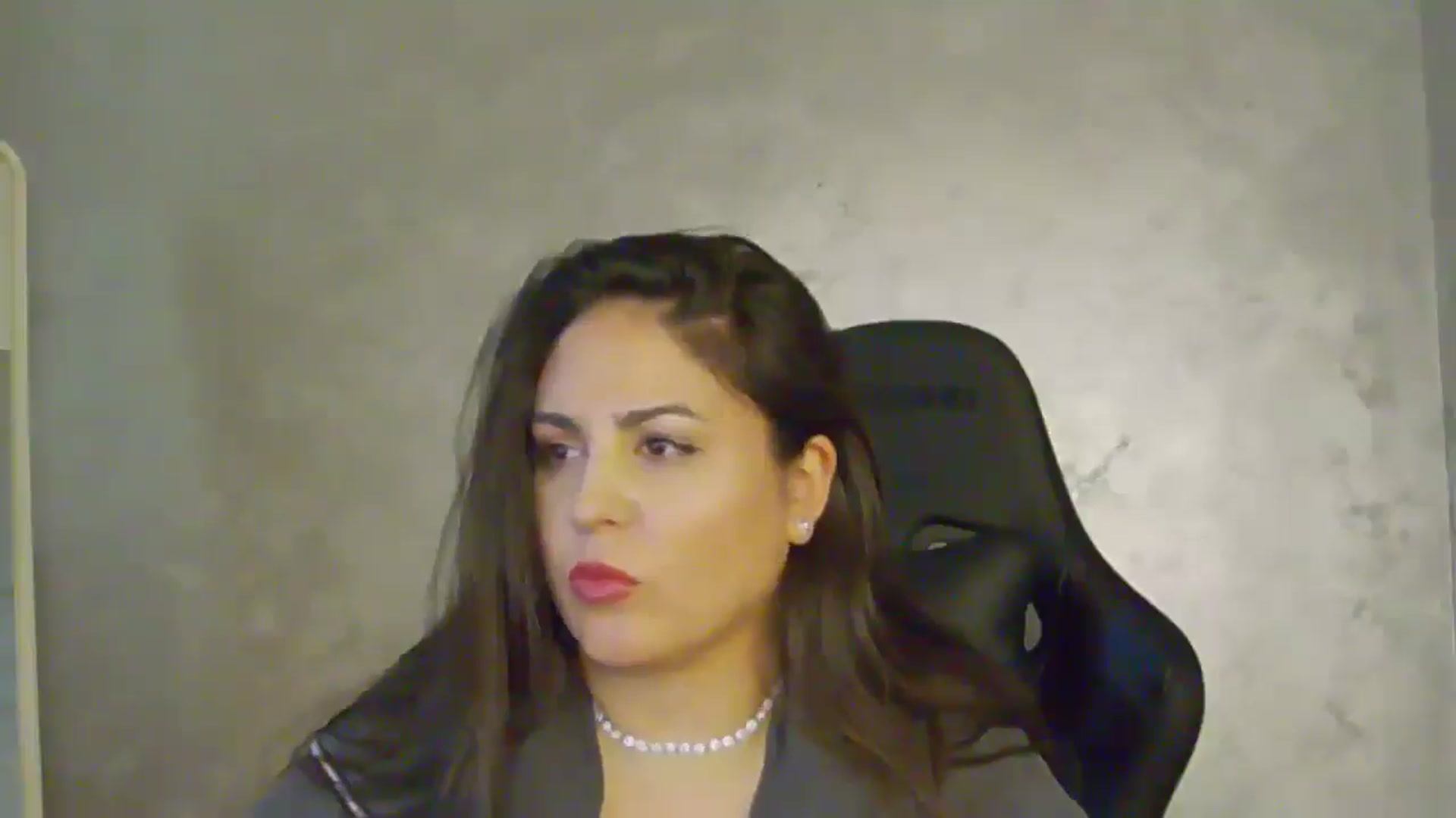 Gallery image thumbnail from NotVanilla's myfreecams stream on, 07/09/2025, 05:05 image 8 of 20