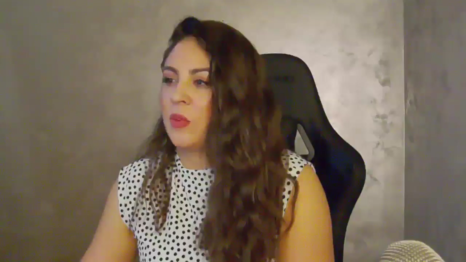 Gallery image thumbnail from NotVanilla's myfreecams stream on, 07/12/2025, 22:20 image 14 of 20