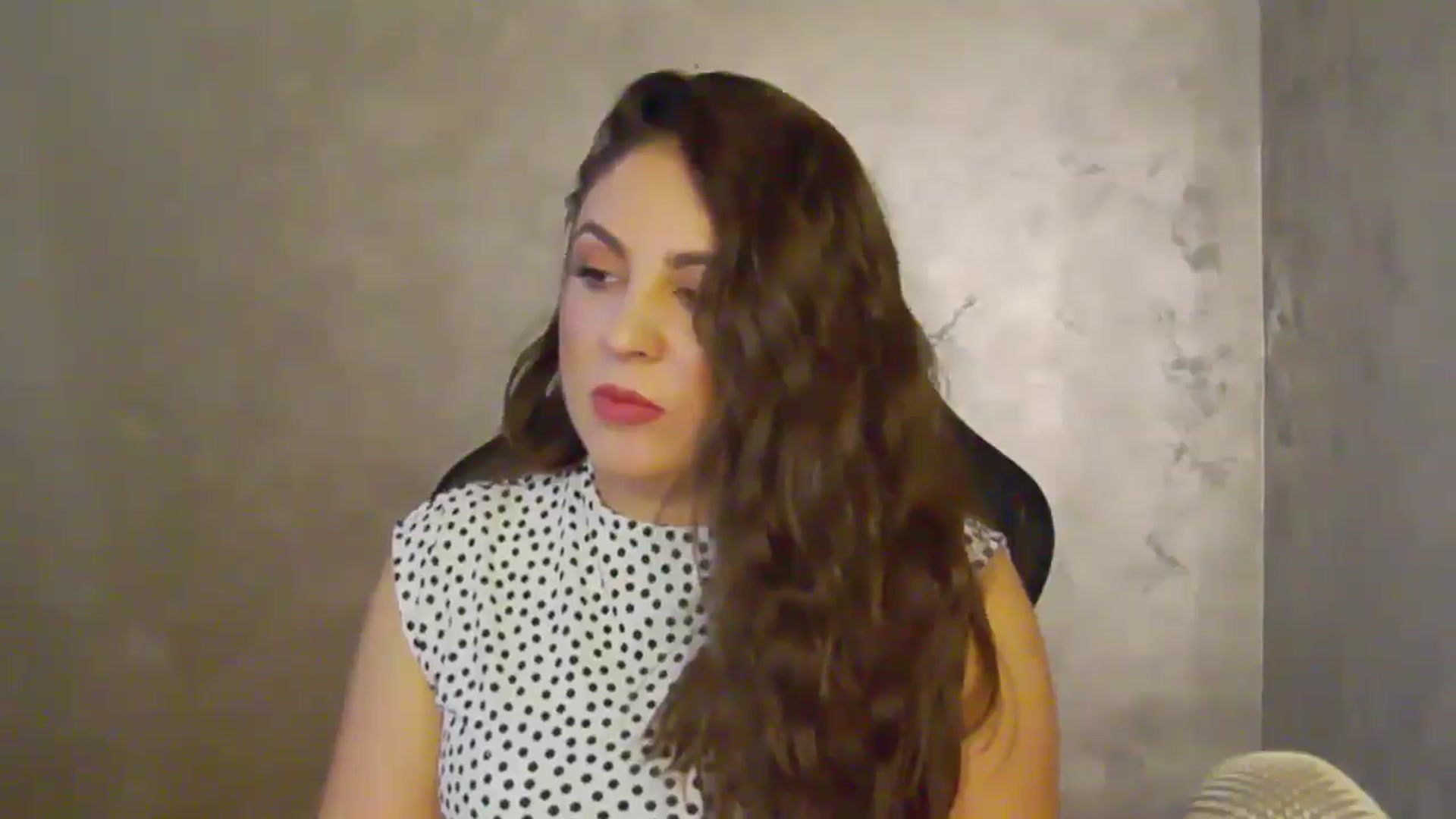 Gallery image thumbnail from NotVanilla's myfreecams stream on, 07/12/2025, 22:20 image 5 of 20