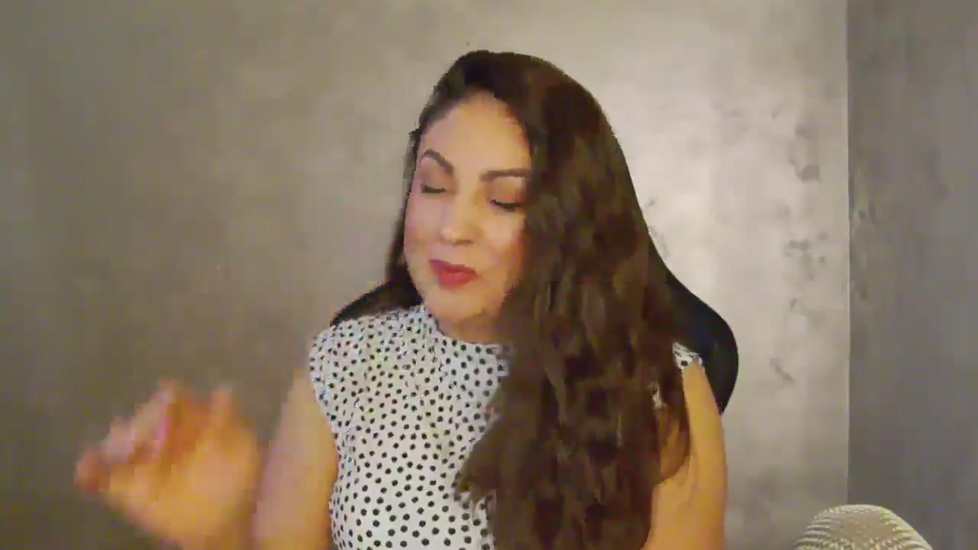 Gallery image thumbnail from NotVanilla's myfreecams stream on, 07/12/2025, 22:20 image 3 of 20