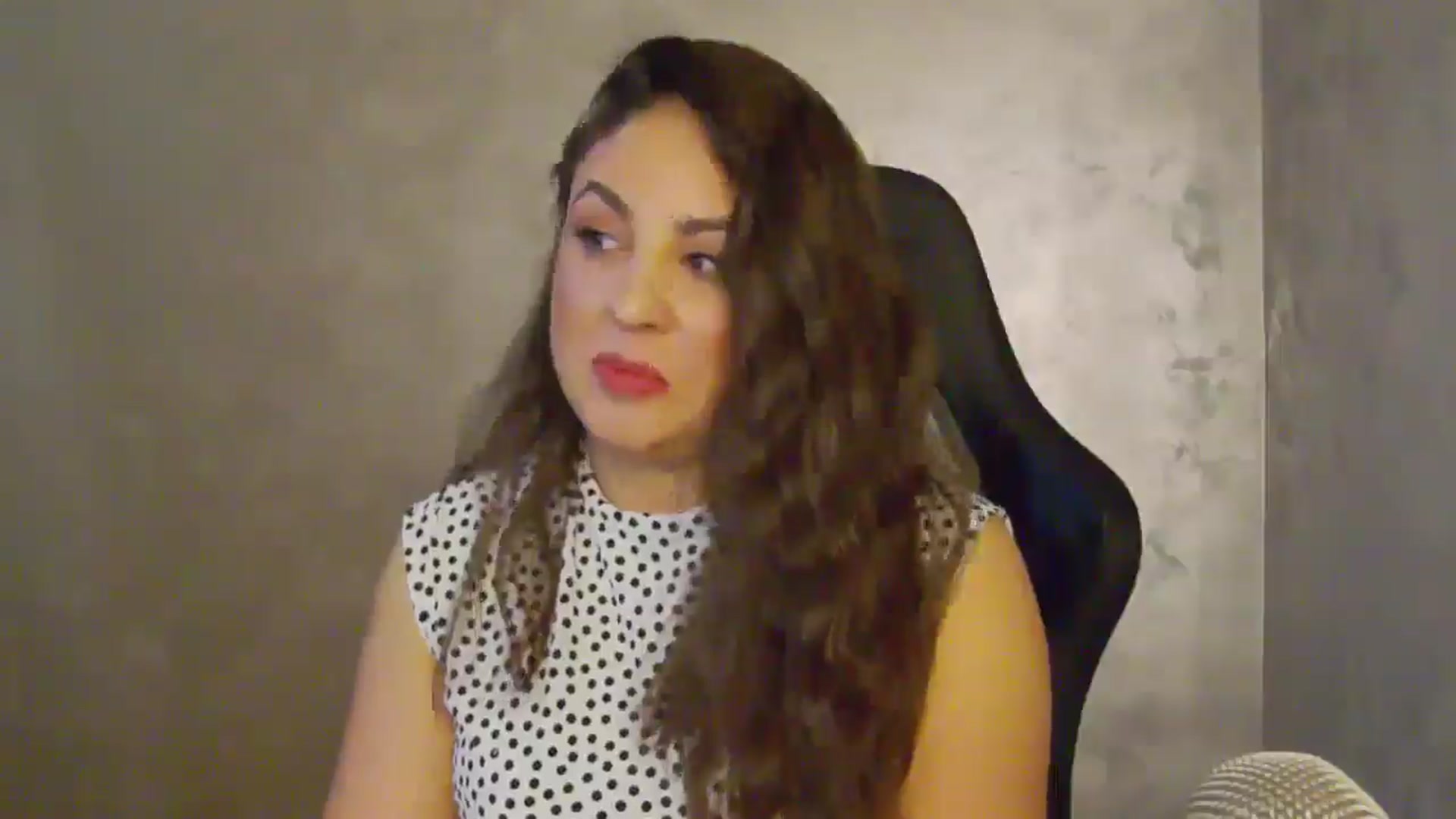 Gallery image thumbnail from NotVanilla's myfreecams stream on, 07/12/2025, 22:20 image 15 of 20