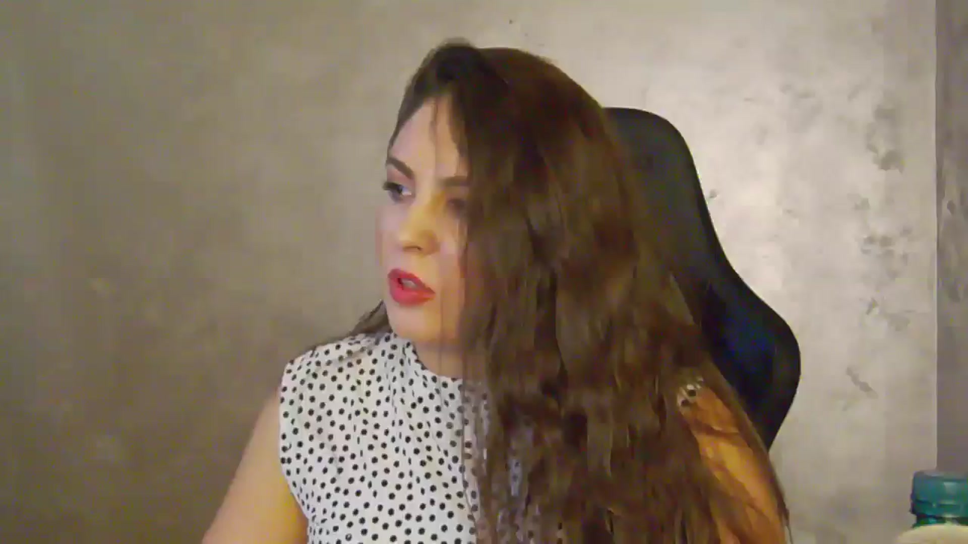 Gallery image thumbnail from NotVanilla's myfreecams stream on, 07/13/2025, 24:46 image 19 of 20