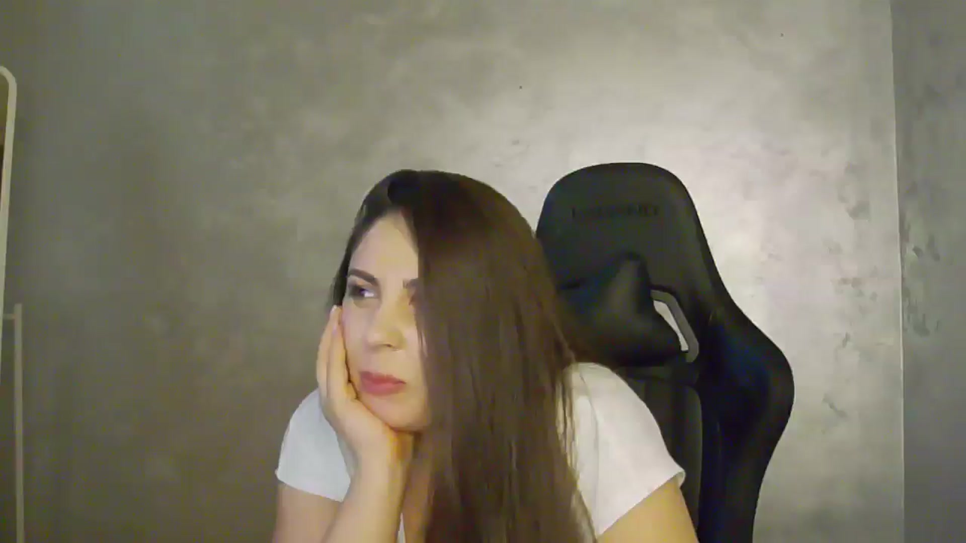 Gallery image thumbnail from NotVanilla's myfreecams stream on, 07/15/2025, 22:48 image 7 of 20