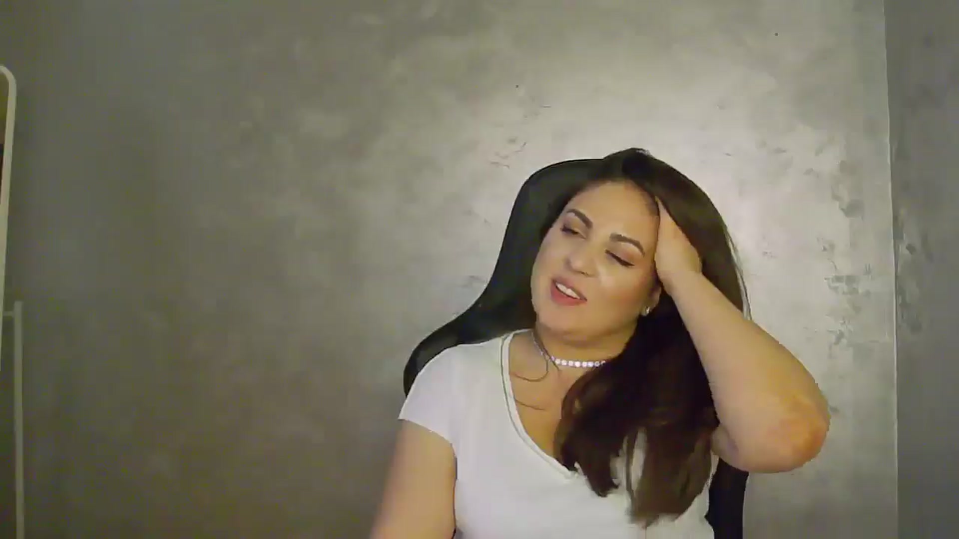 Gallery image thumbnail from NotVanilla's myfreecams stream on, 07/15/2025, 22:48 image 19 of 20