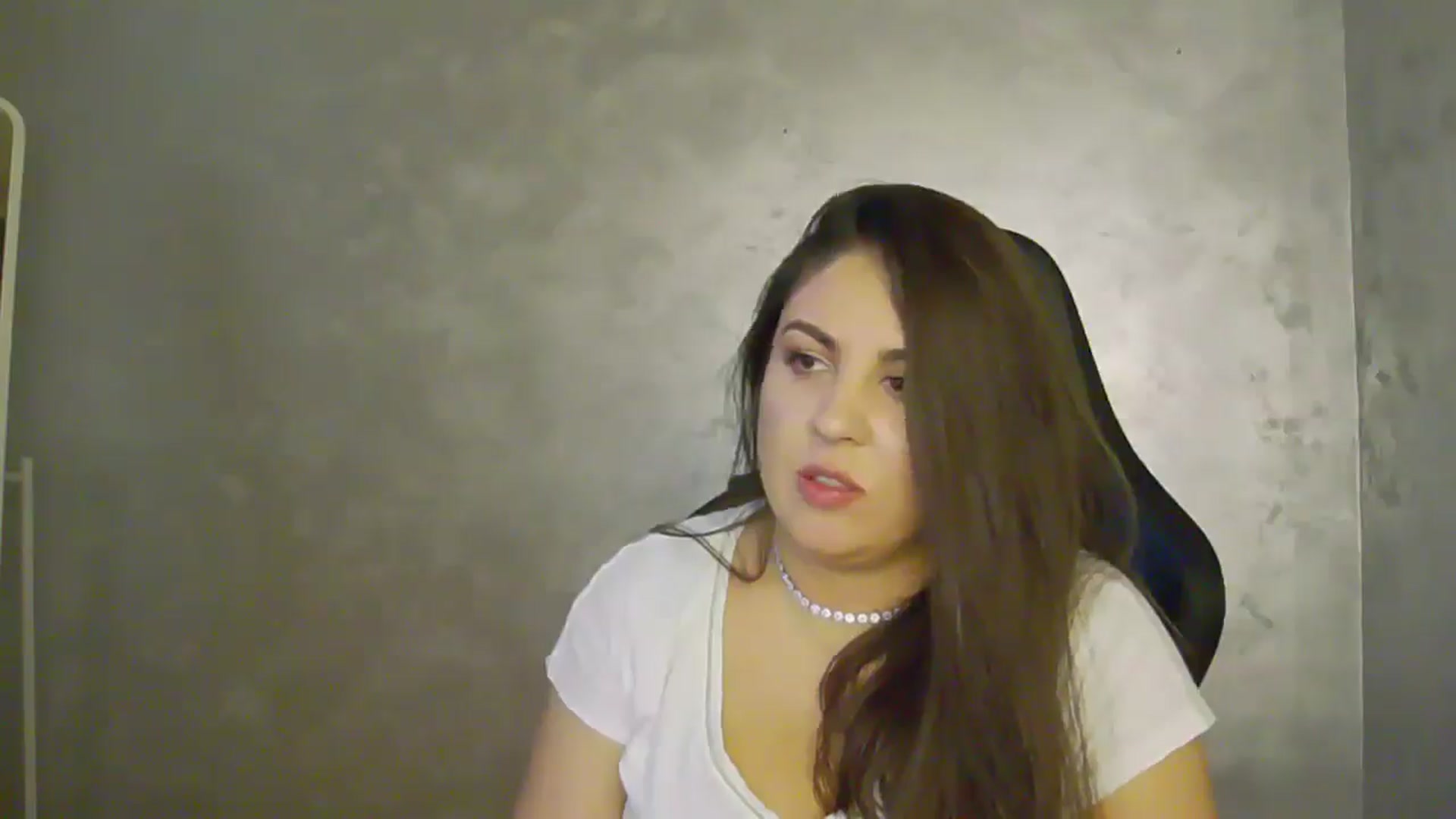 Gallery image thumbnail from NotVanilla's myfreecams stream on, 07/15/2025, 22:48 image 11 of 20