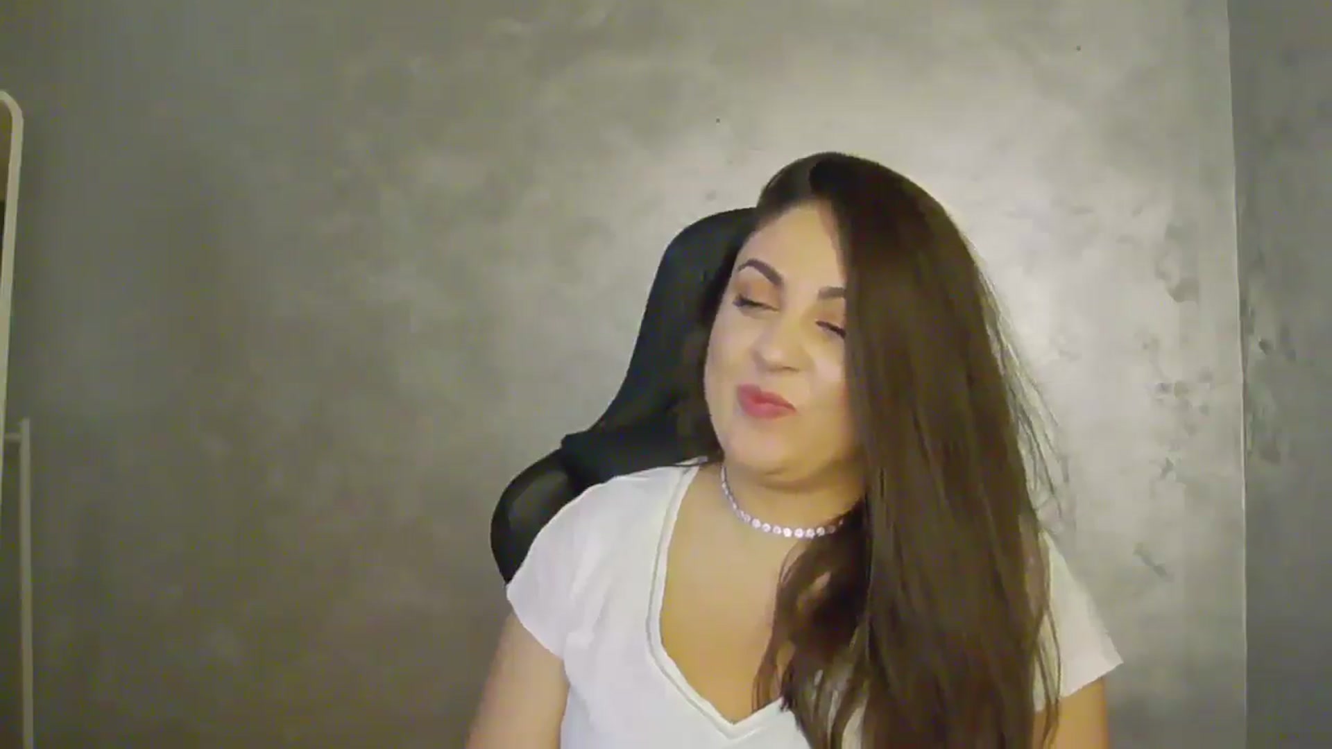 Gallery image thumbnail from NotVanilla's myfreecams stream on, 07/15/2025, 22:48 image 4 of 20