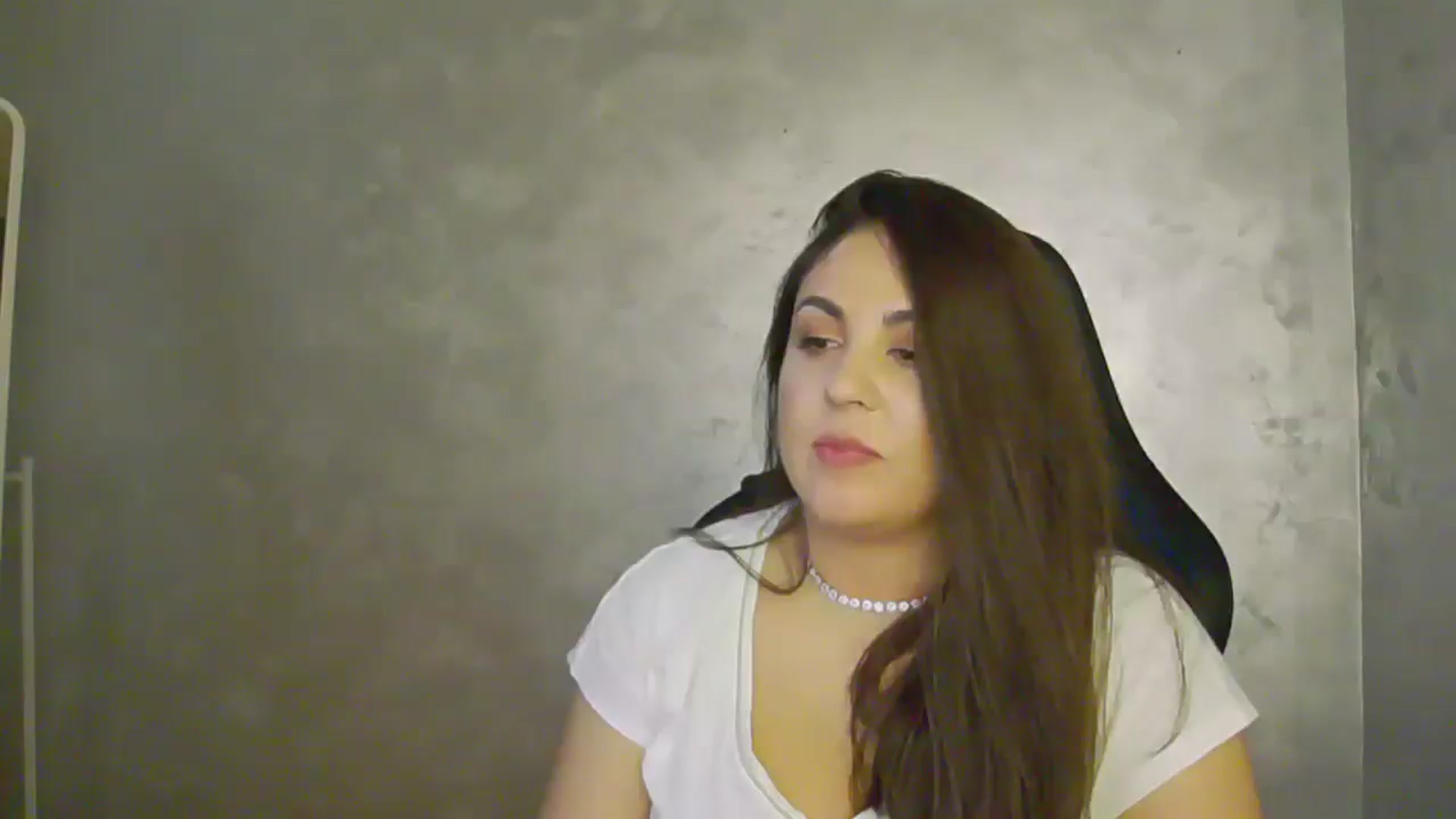 Gallery image thumbnail from NotVanilla's myfreecams stream on, 07/15/2025, 22:48 image 15 of 20