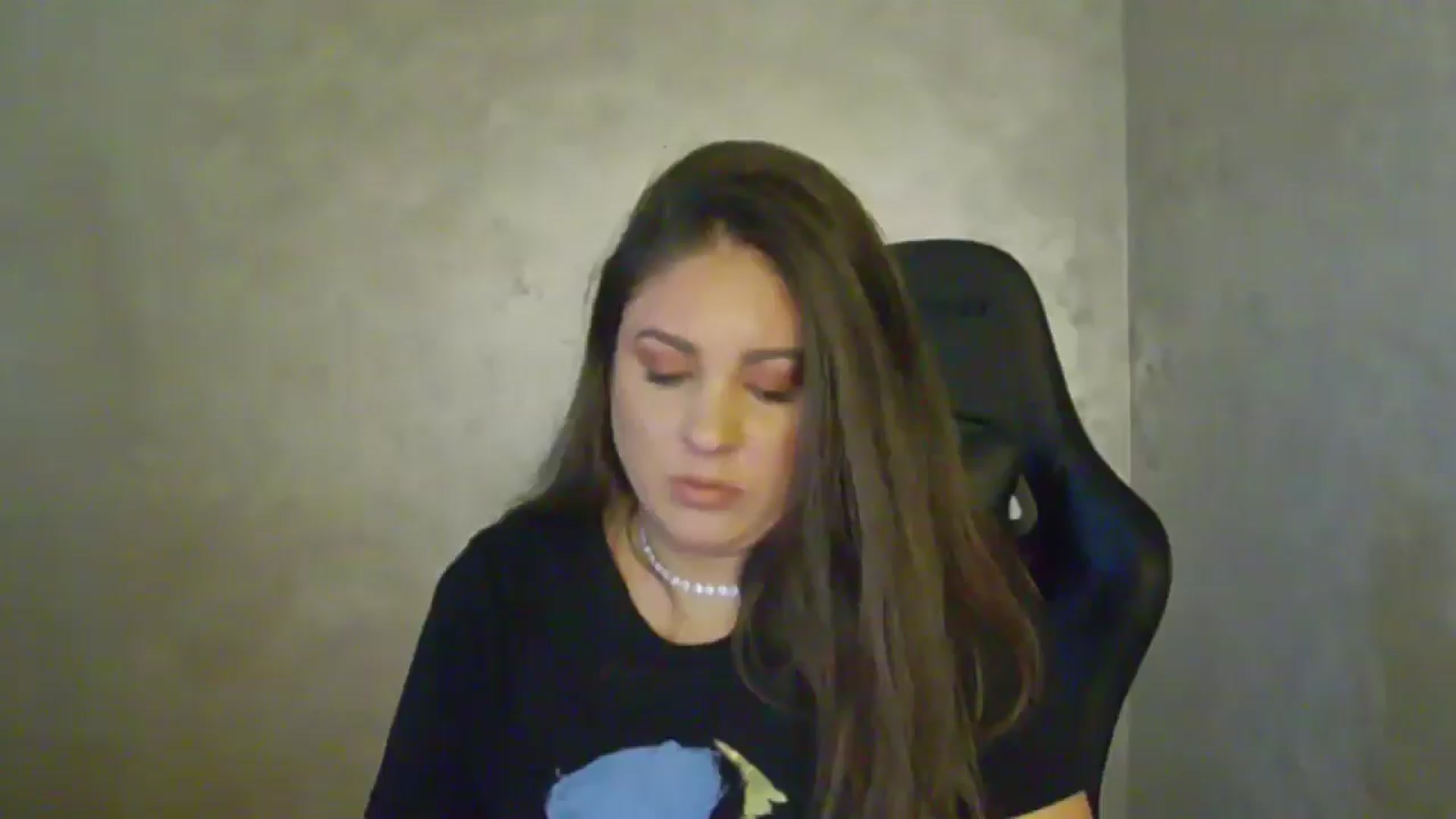 Gallery image thumbnail from NotVanilla's myfreecams stream on, 07/26/2025, 21:39 image 12 of 20