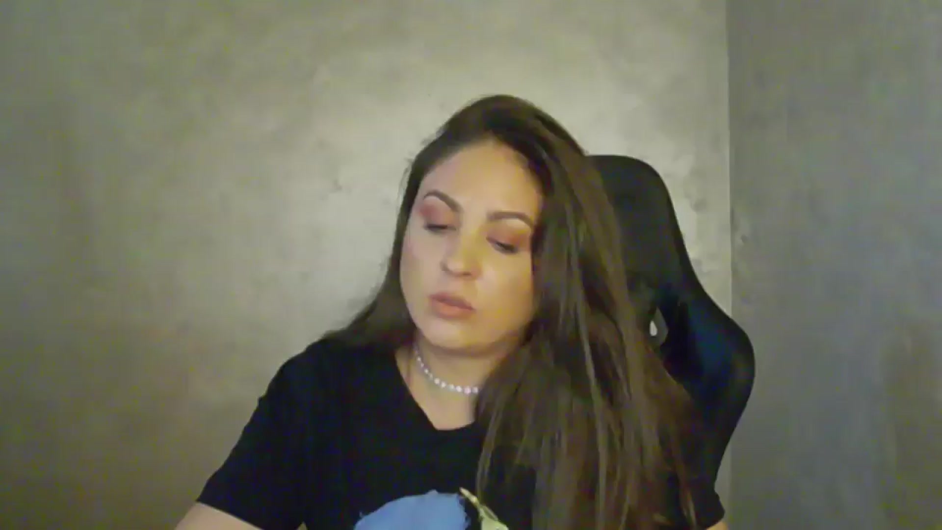 Gallery image thumbnail from NotVanilla's myfreecams stream on, 07/26/2025, 21:39 image 13 of 20