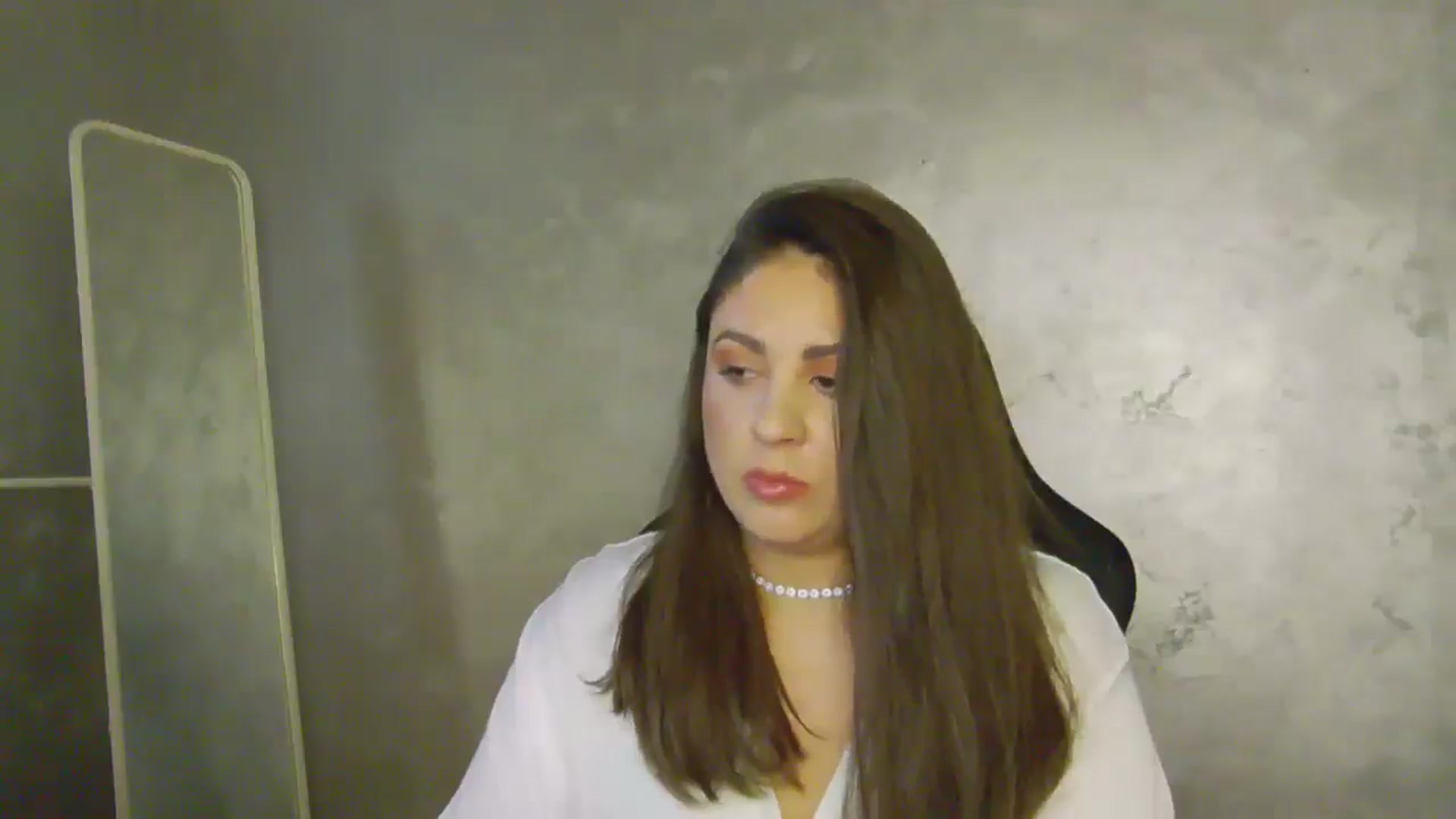 Gallery image thumbnail from NotVanilla's myfreecams stream on, 07/28/2025, 23:12 image 5 of 20