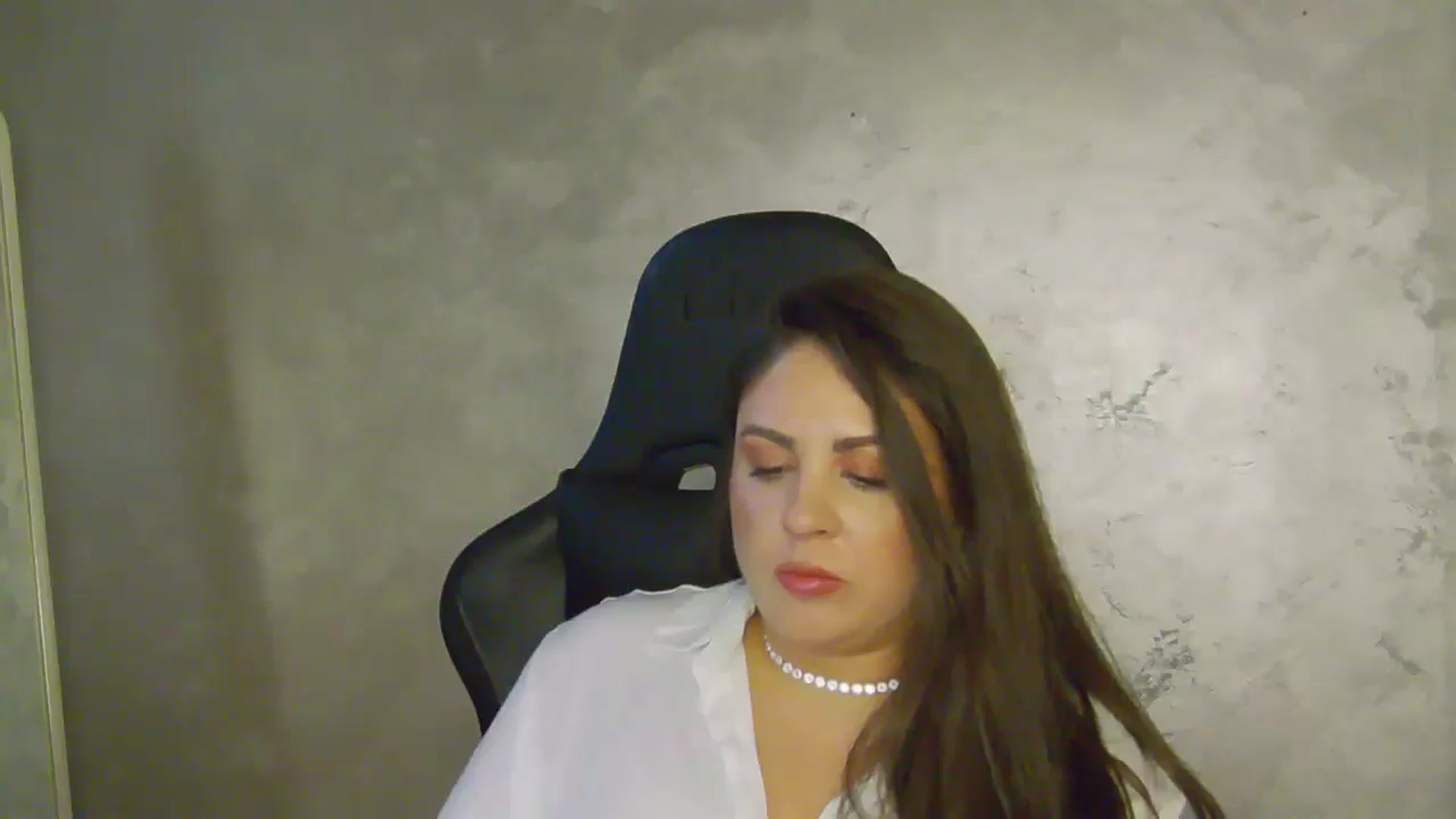 Gallery image thumbnail from NotVanilla's myfreecams stream on, 07/28/2025, 23:46 image 7 of 20