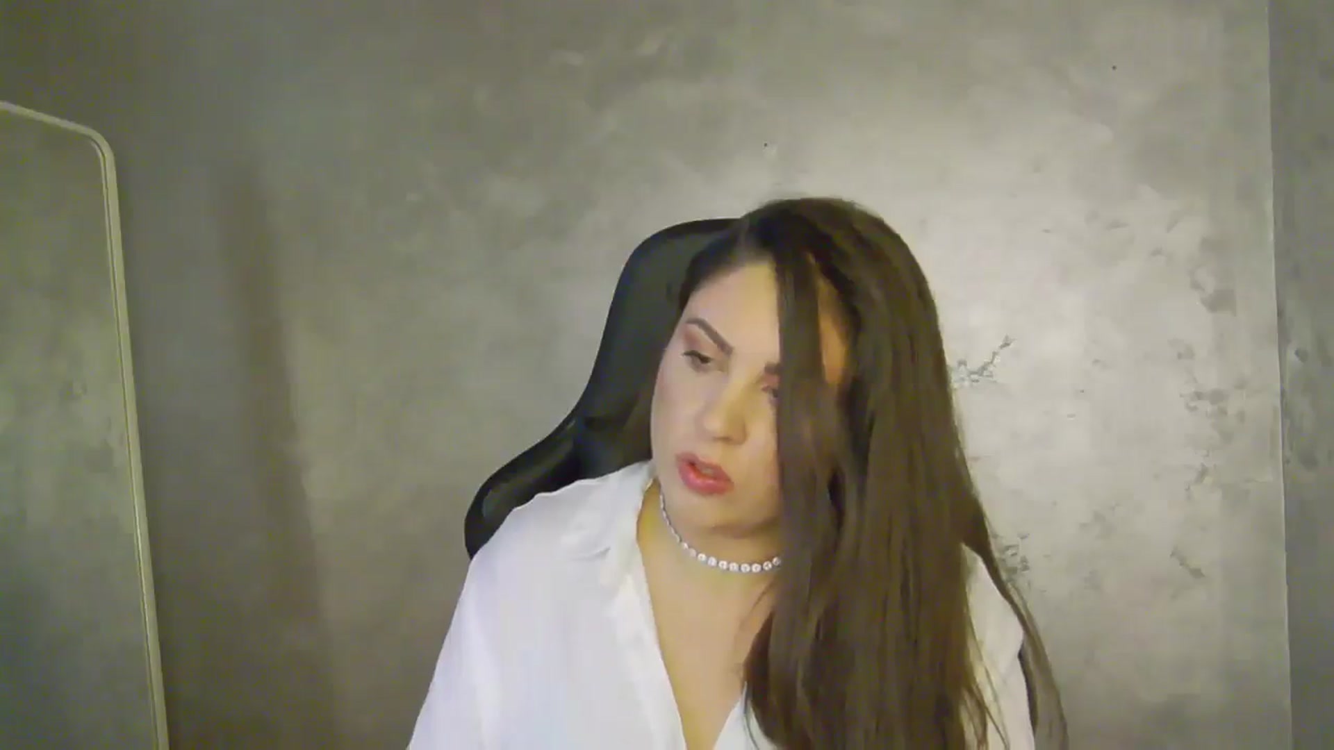 Gallery image thumbnail from NotVanilla's myfreecams stream on, 07/28/2025, 23:46 image 18 of 20