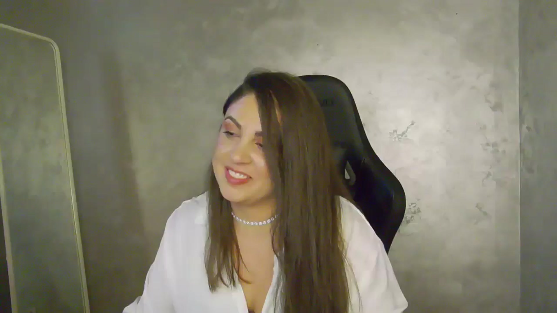 Gallery image thumbnail from NotVanilla's myfreecams stream on, 07/29/2025, 01:43 image 8 of 20