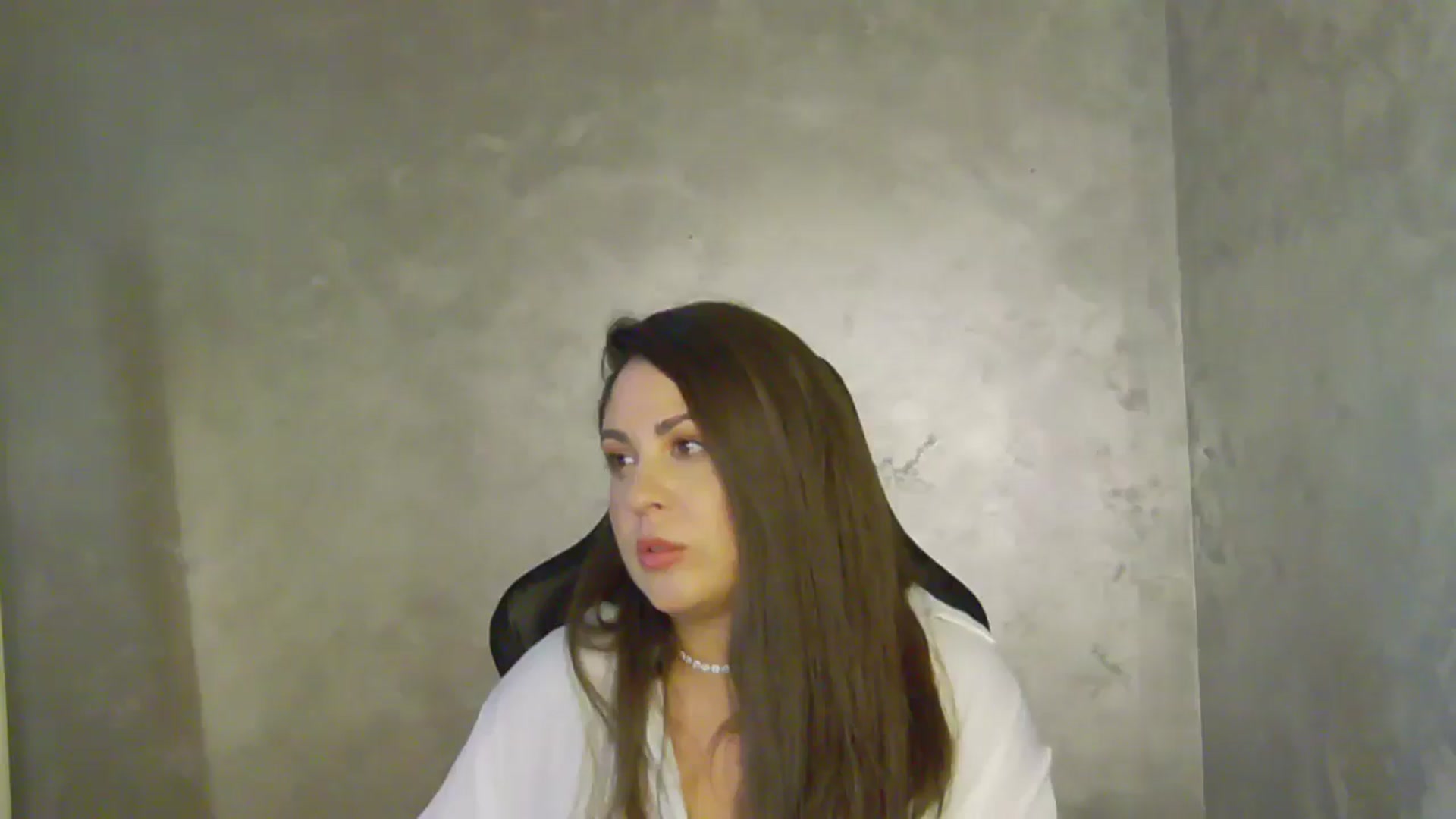 Gallery image thumbnail from NotVanilla's myfreecams stream on, 07/29/2025, 03:39 image 14 of 20