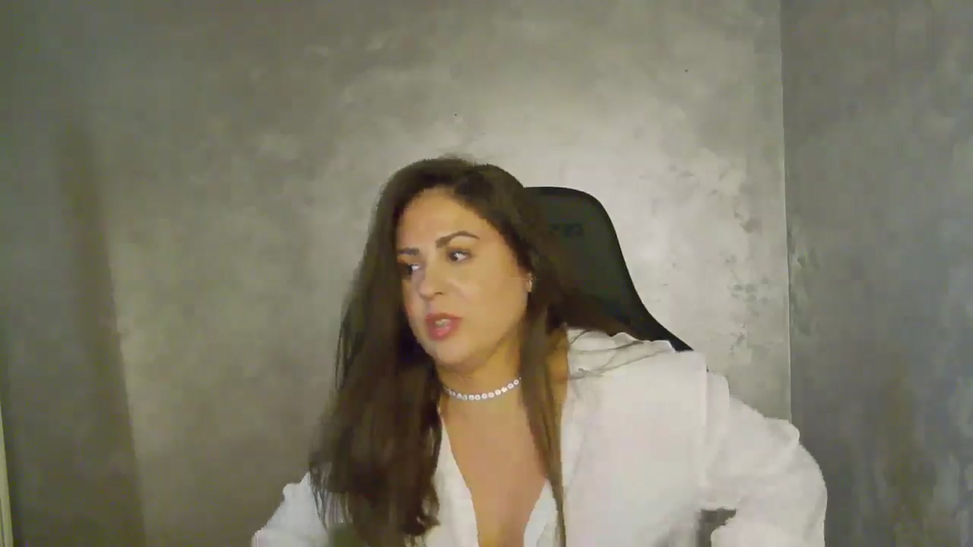 Gallery image thumbnail from NotVanilla's myfreecams stream on, 07/29/2025, 03:39 image 5 of 20