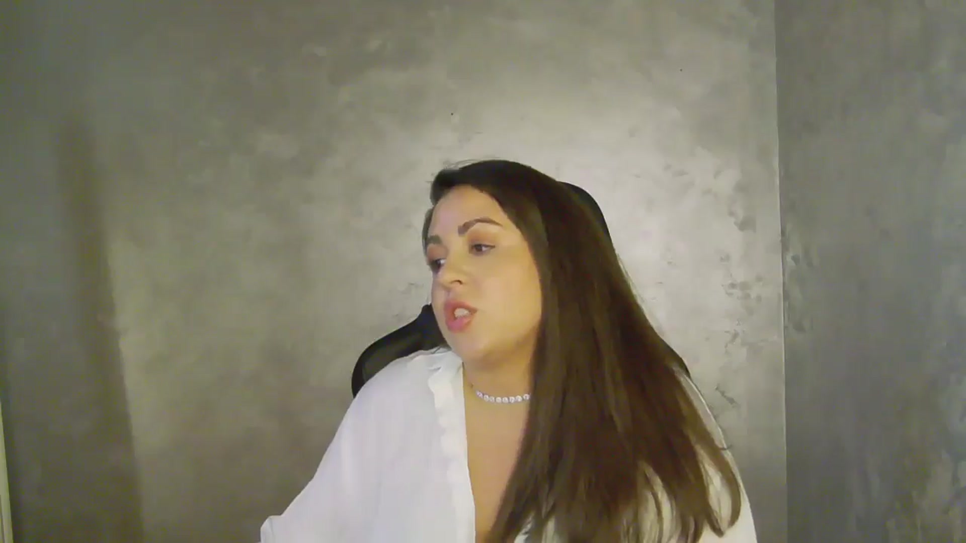 Gallery image thumbnail from NotVanilla's myfreecams stream on, 07/29/2025, 03:39 image 4 of 20