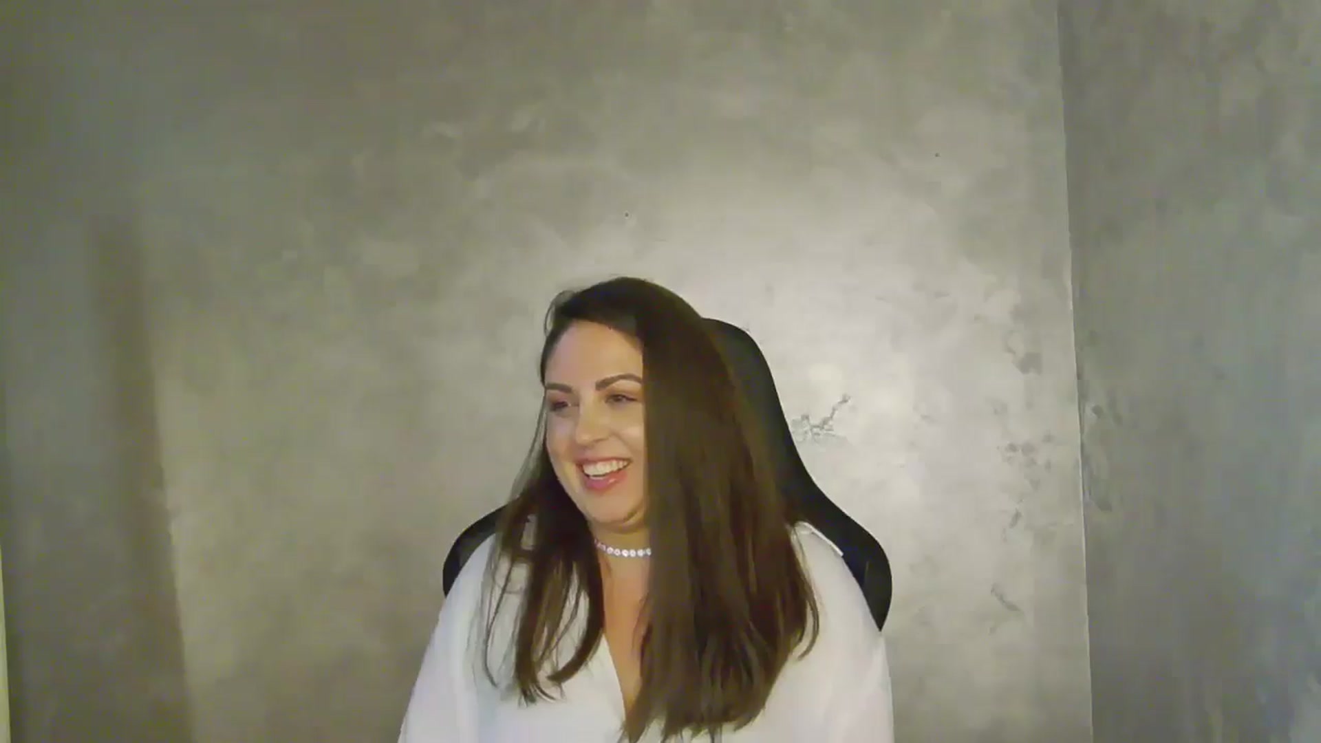 Gallery image thumbnail from NotVanilla's myfreecams stream on, 07/29/2025, 03:39 image 15 of 20