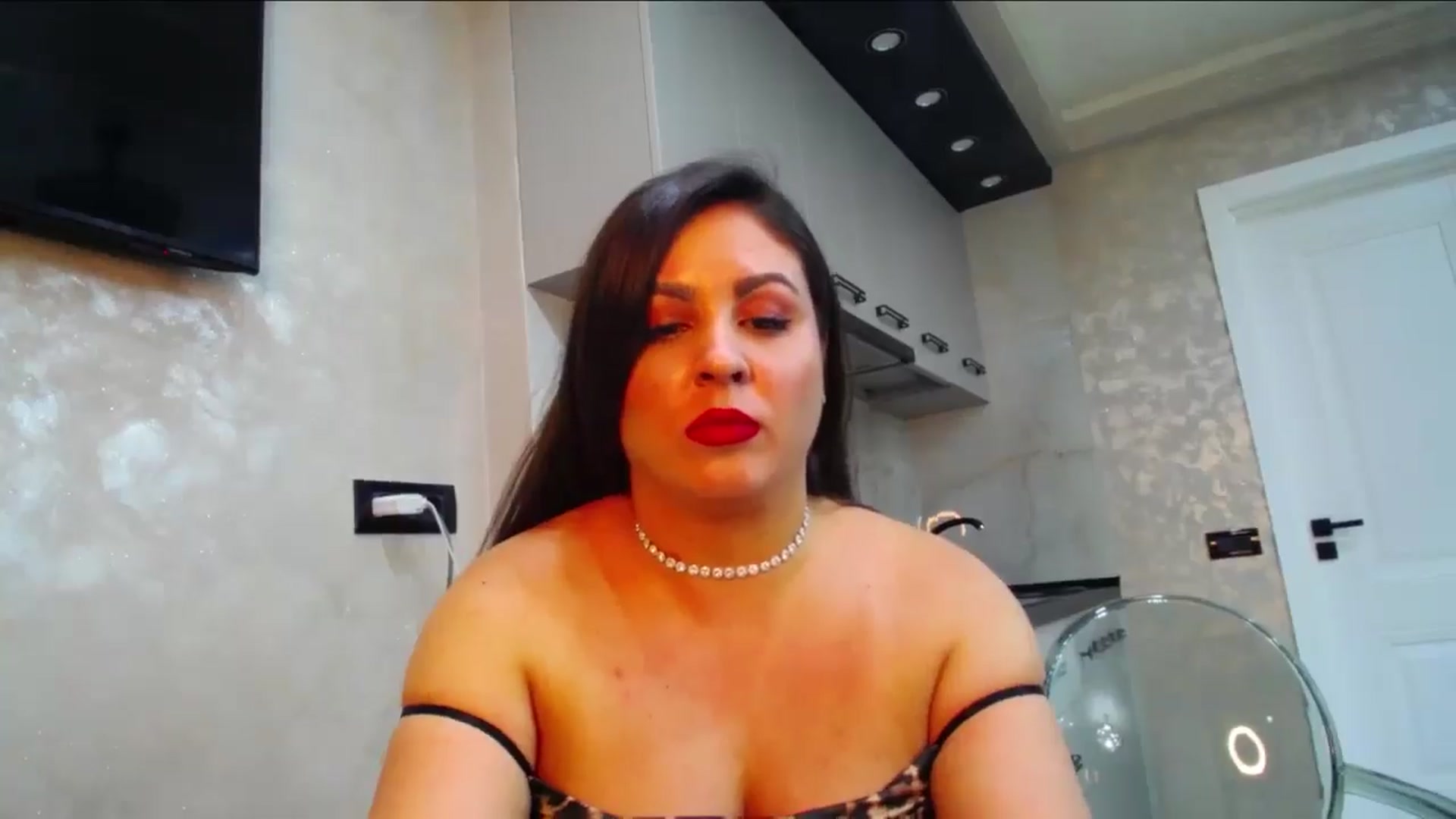Gallery image thumbnail from NotVanilla's myfreecams stream on, 07/29/2025, 22:00 image 7 of 20