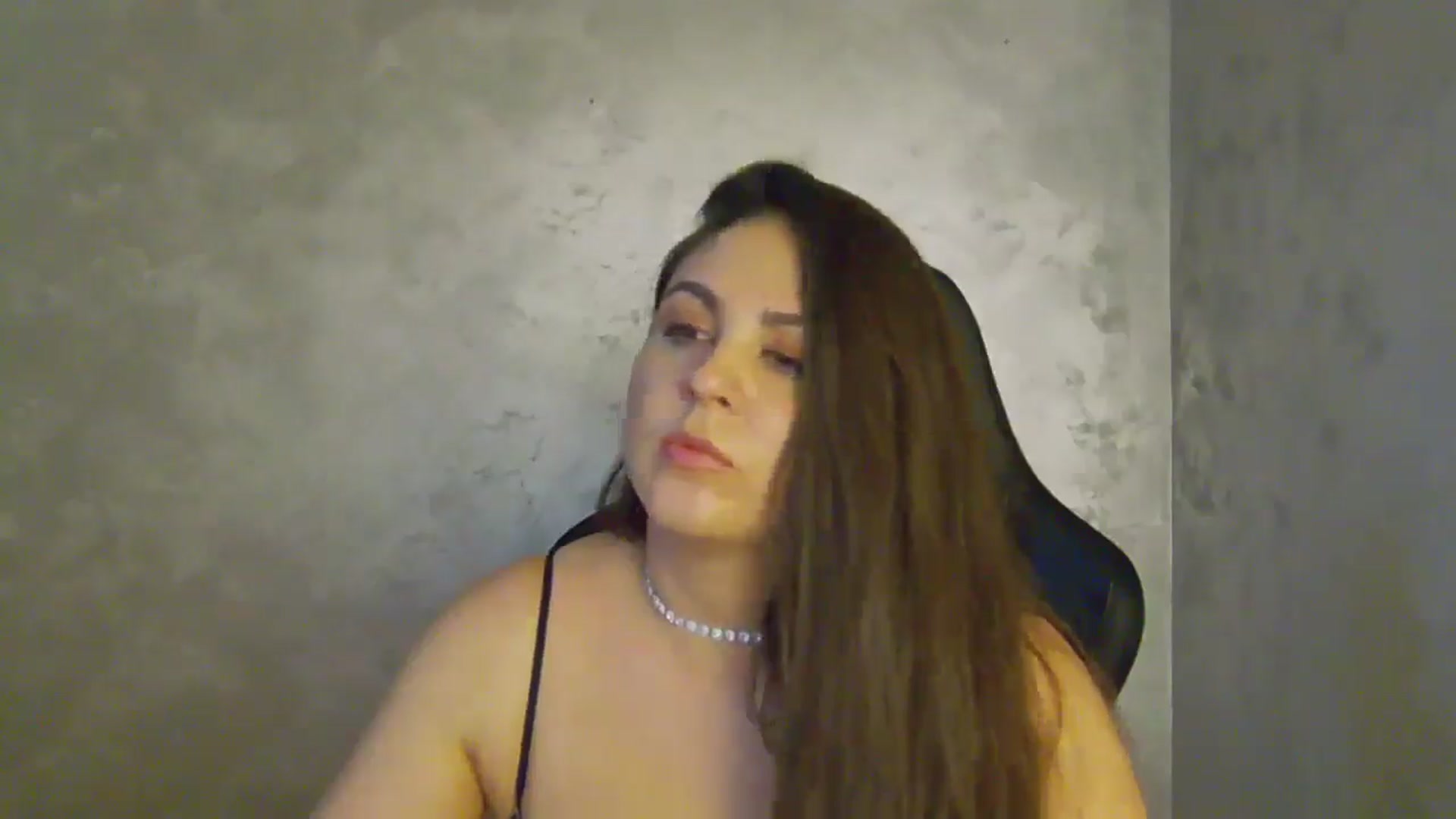 Gallery image thumbnail from NotVanilla's myfreecams stream on, 08/02/2025, 02:42 image 18 of 20