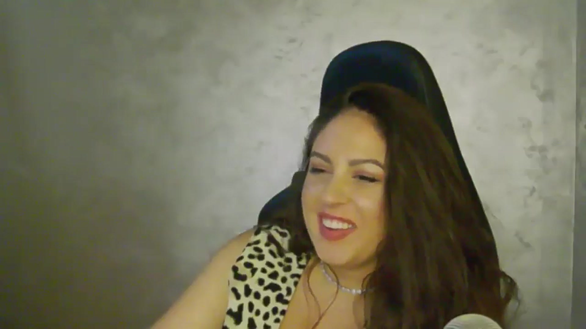 Gallery image thumbnail from NotVanilla's myfreecams stream on, 09/02/2025, 24:26 image 7 of 20
