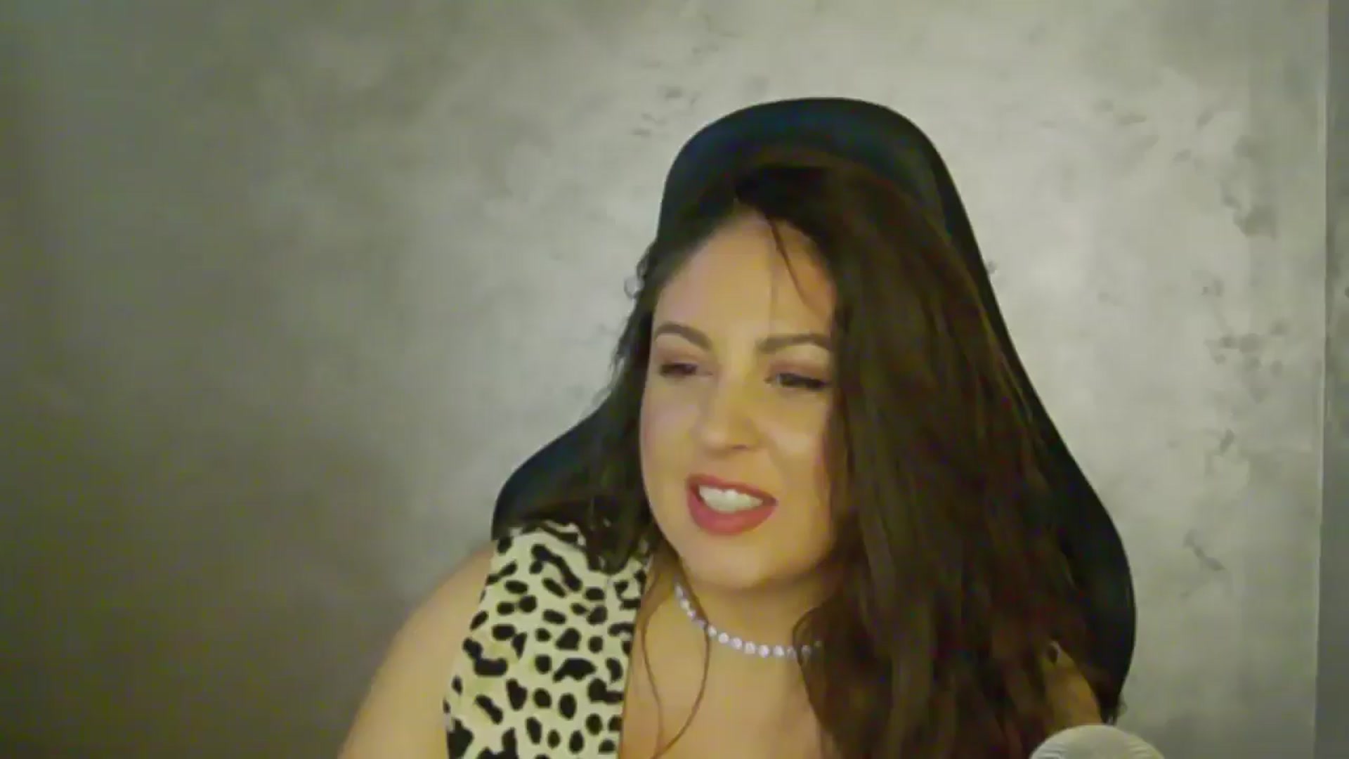 Gallery image thumbnail from NotVanilla's myfreecams stream on, 09/02/2025, 24:26 image 5 of 20