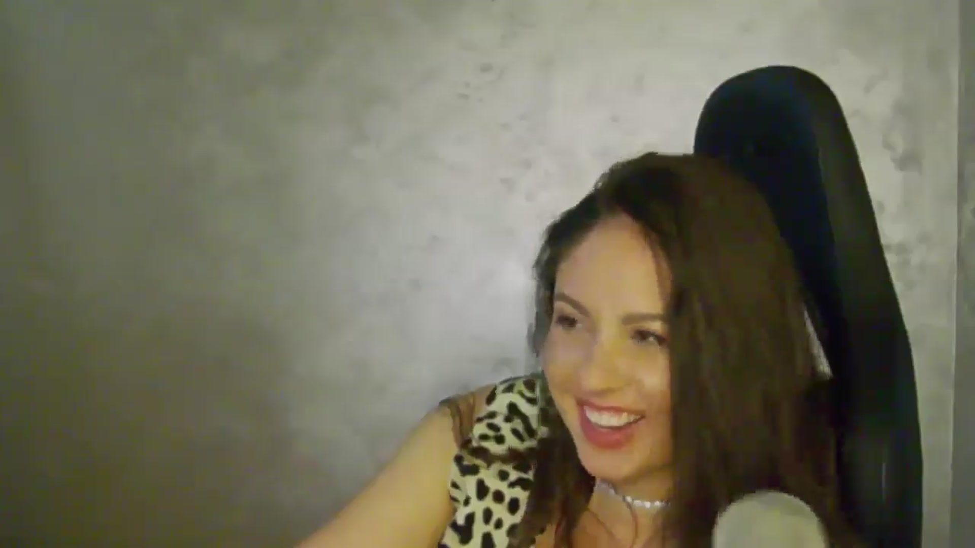 Gallery image thumbnail from NotVanilla's myfreecams stream on, 09/02/2025, 24:26 image 15 of 20