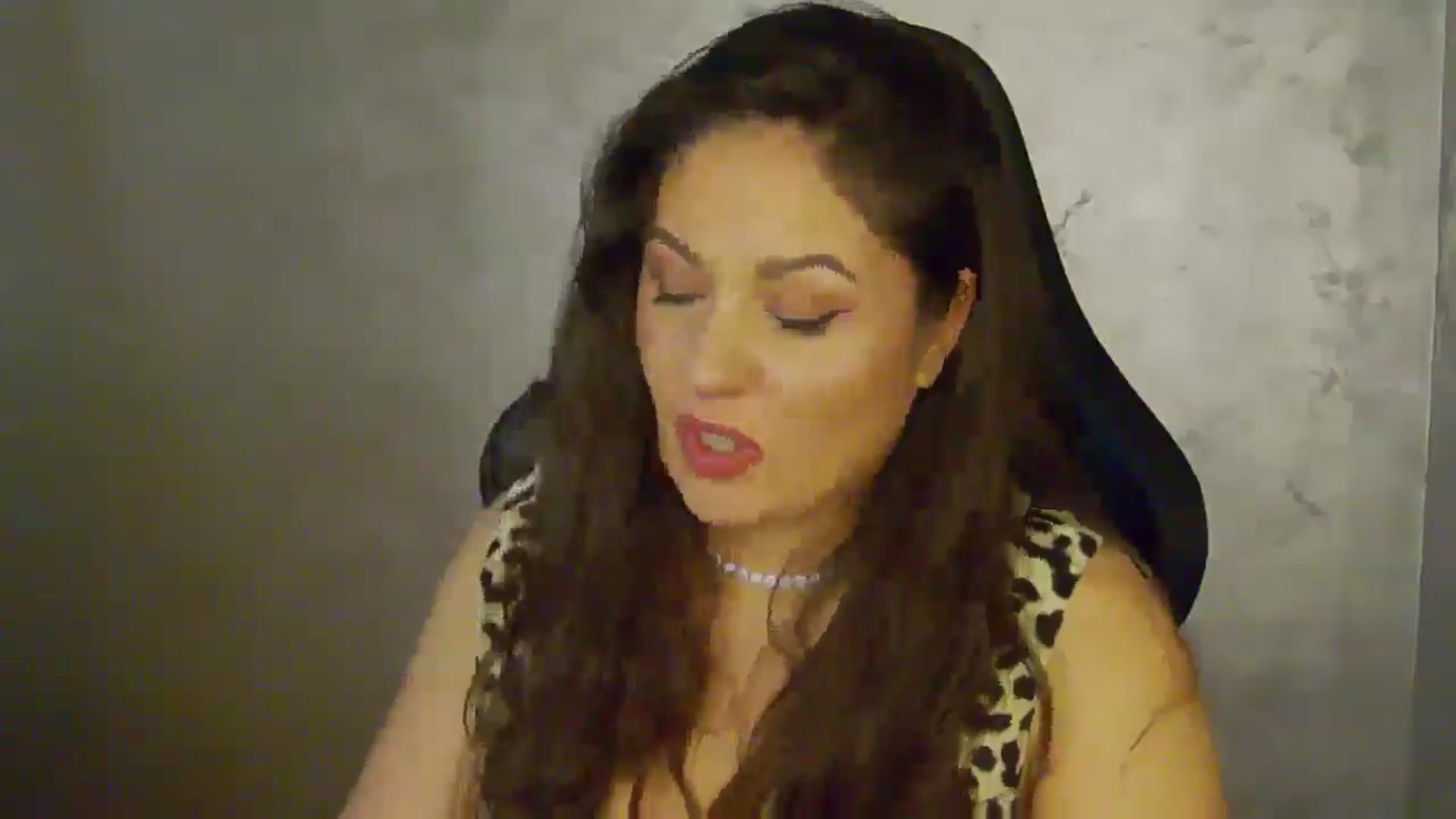 Gallery image thumbnail from NotVanilla's myfreecams stream on, 09/02/2025, 02:10 image 8 of 20