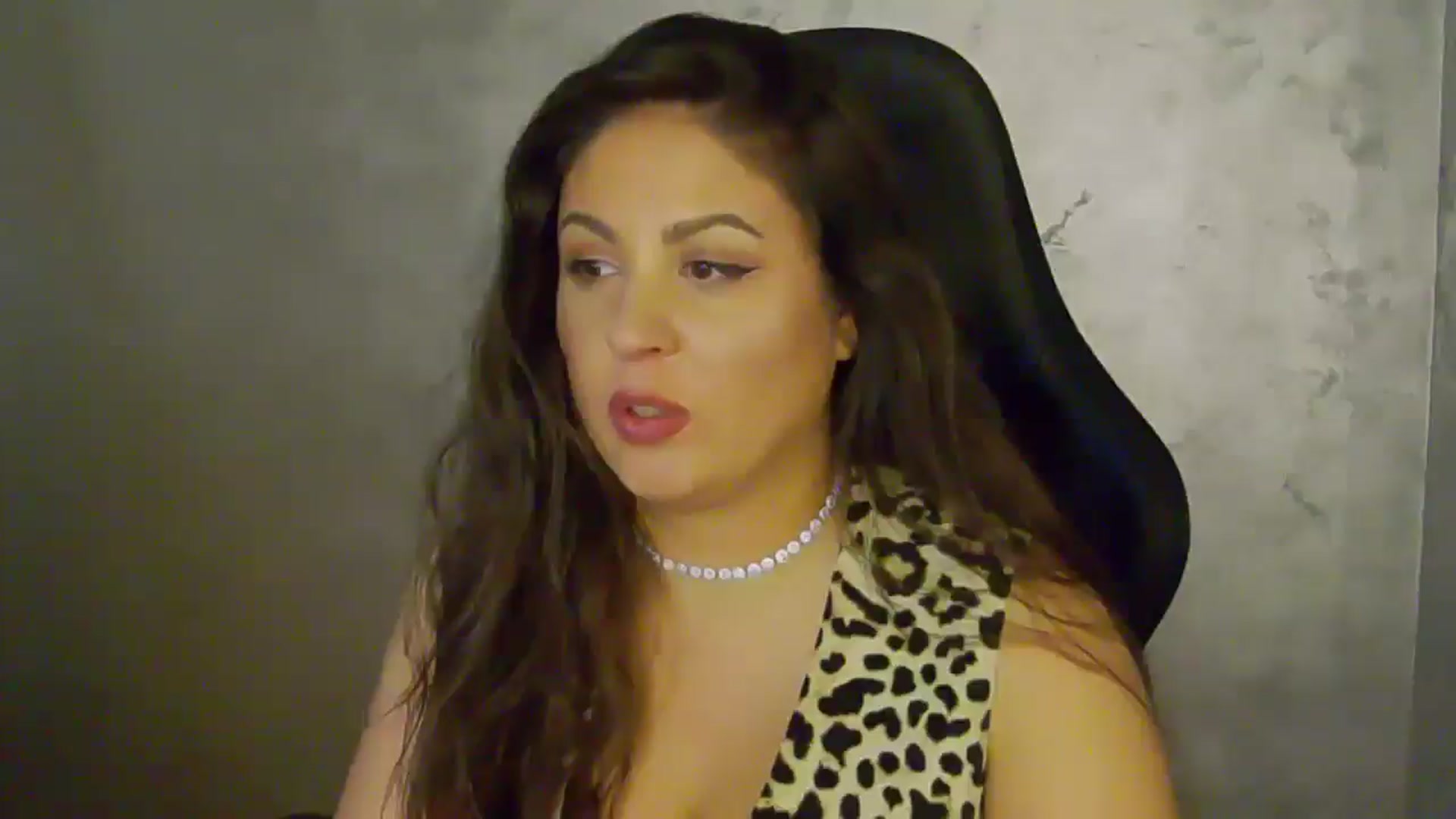 Gallery image thumbnail from NotVanilla's myfreecams stream on, 09/02/2025, 02:10 image 11 of 20