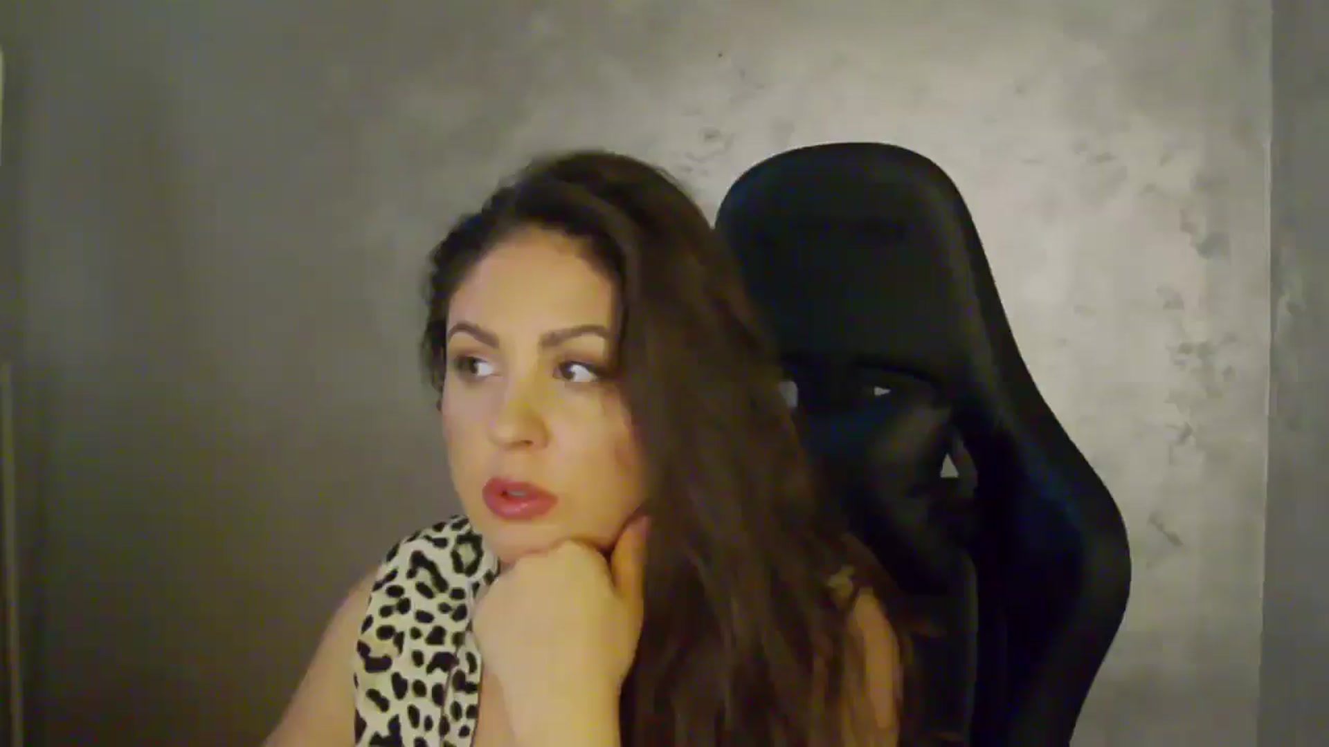 Gallery image thumbnail from NotVanilla's myfreecams stream on, 09/02/2025, 03:25 image 4 of 20