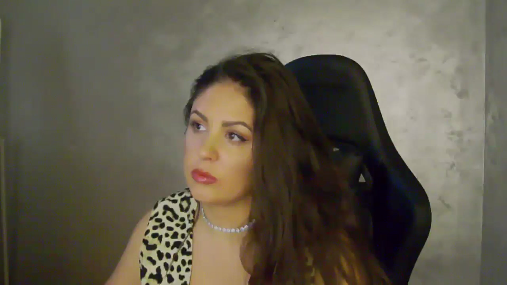 Gallery image thumbnail from NotVanilla's myfreecams stream on, 09/02/2025, 03:25 image 3 of 20
