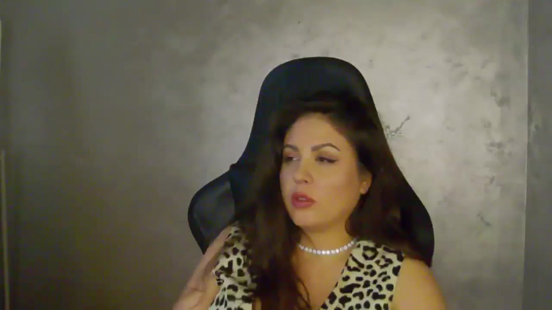 Gallery image thumbnail from NotVanilla's myfreecams stream on, 09/02/2025, 03:25 image 13 of 20