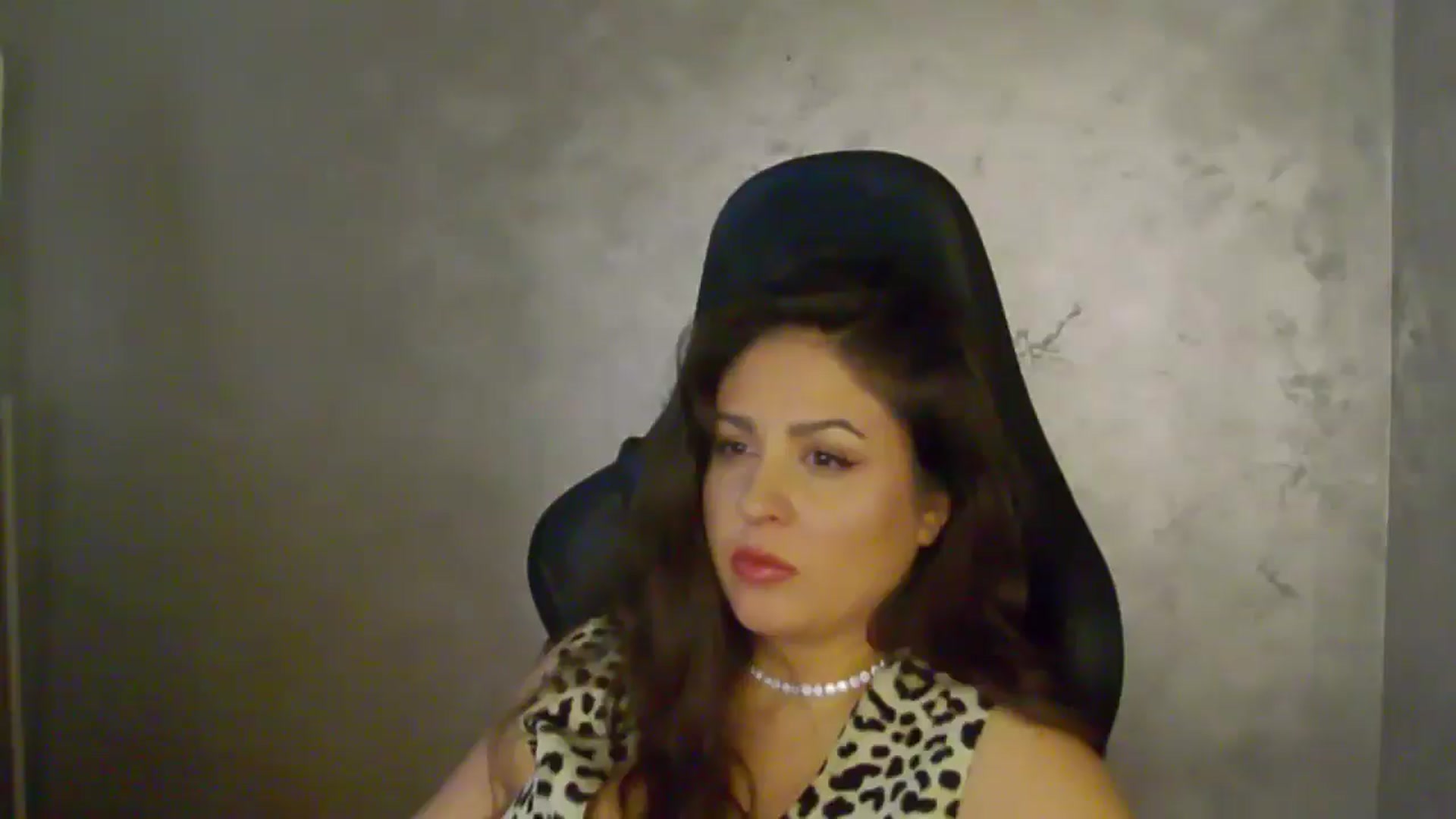 Gallery image thumbnail from NotVanilla's myfreecams stream on, 09/02/2025, 03:25 image 14 of 20