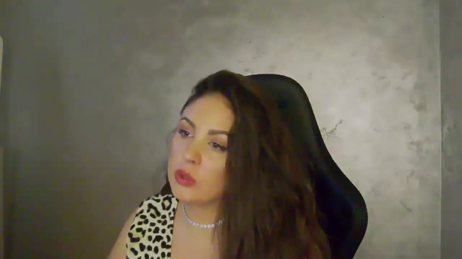 Gallery image thumbnail from NotVanilla's myfreecams stream on, 09/02/2025, 04:00 image 8 of 20