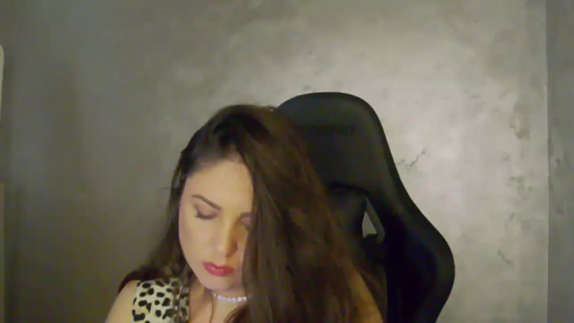 Gallery image thumbnail from NotVanilla's myfreecams stream on, 09/02/2025, 04:00 image 14 of 20