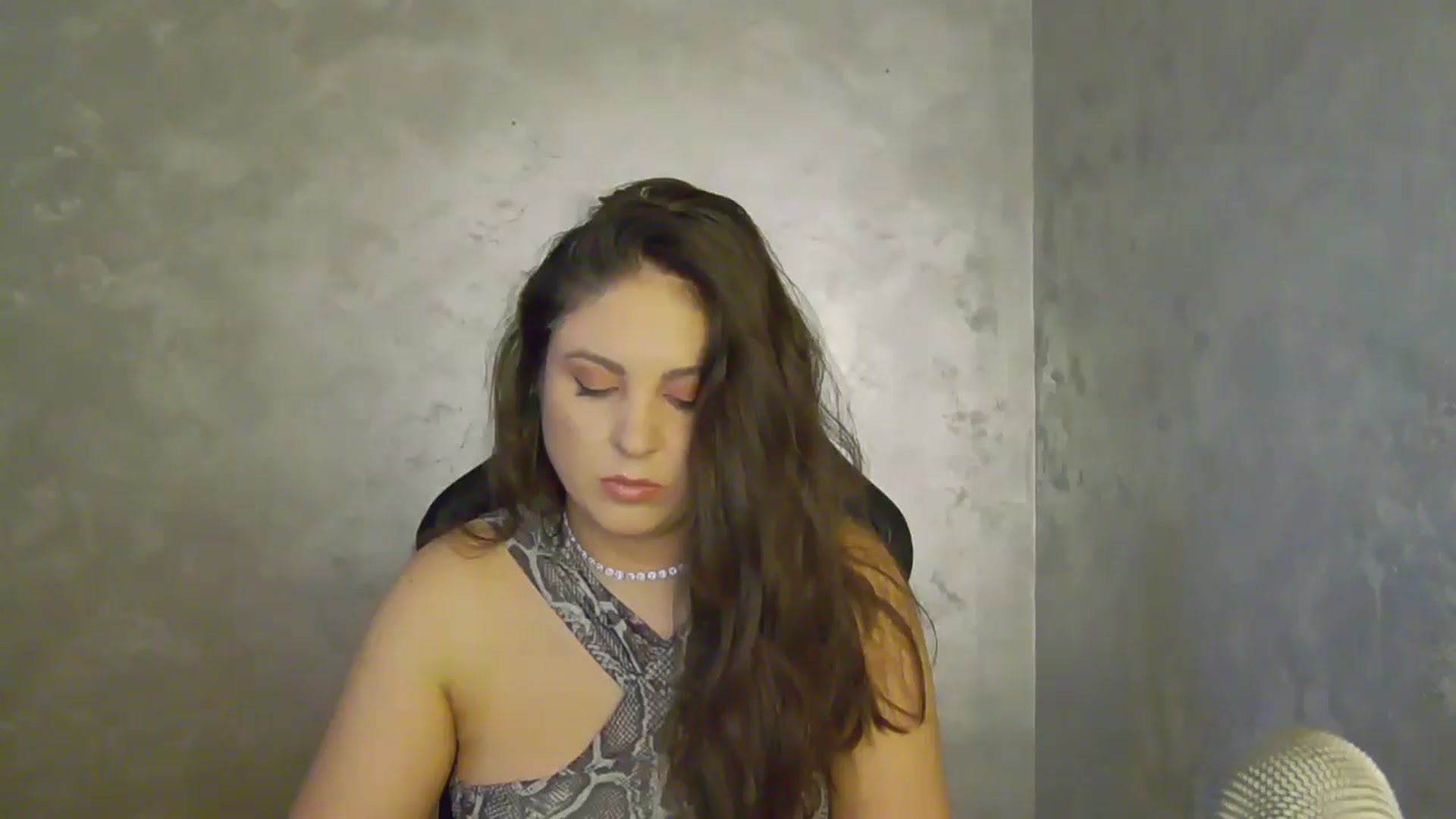 Gallery image thumbnail from NotVanilla's myfreecams stream on, 09/02/2025, 22:51 image 6 of 20